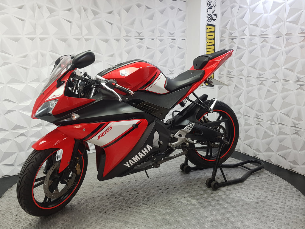 2013 YAMAHA YZF R125
