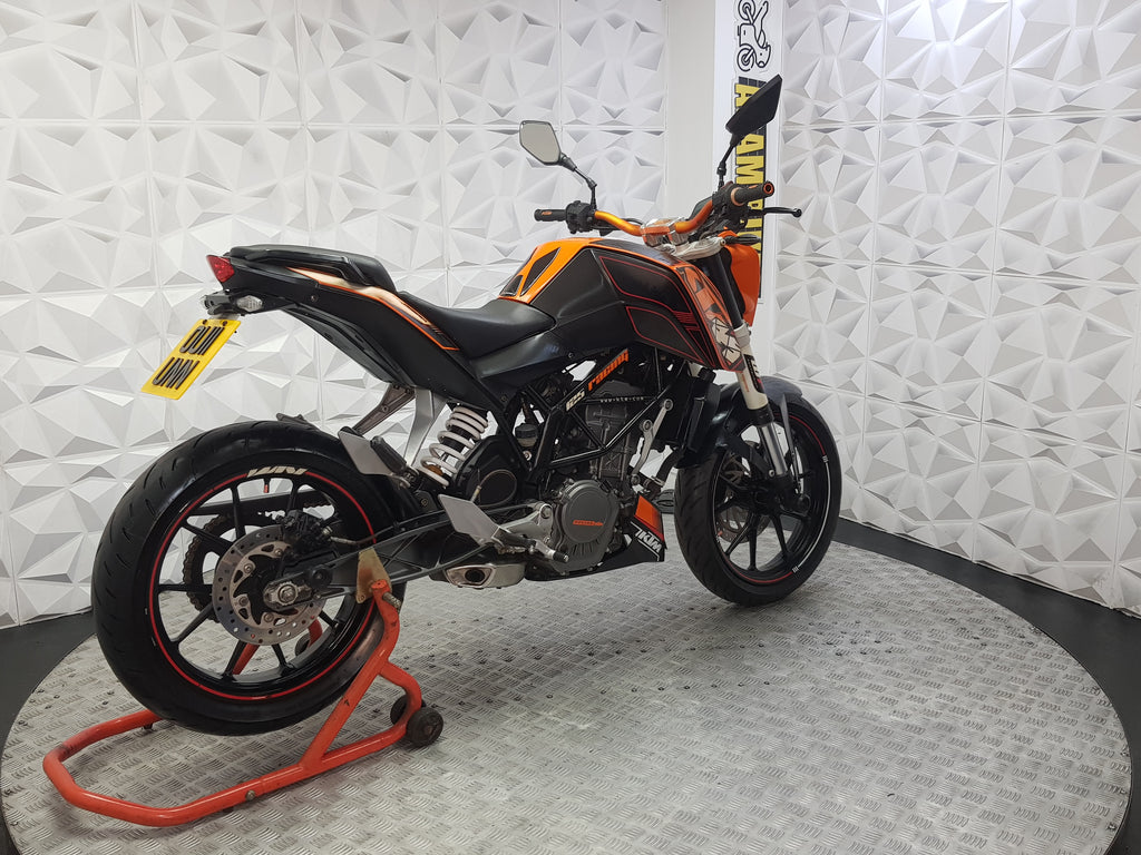 2011 KTM DUKE 125