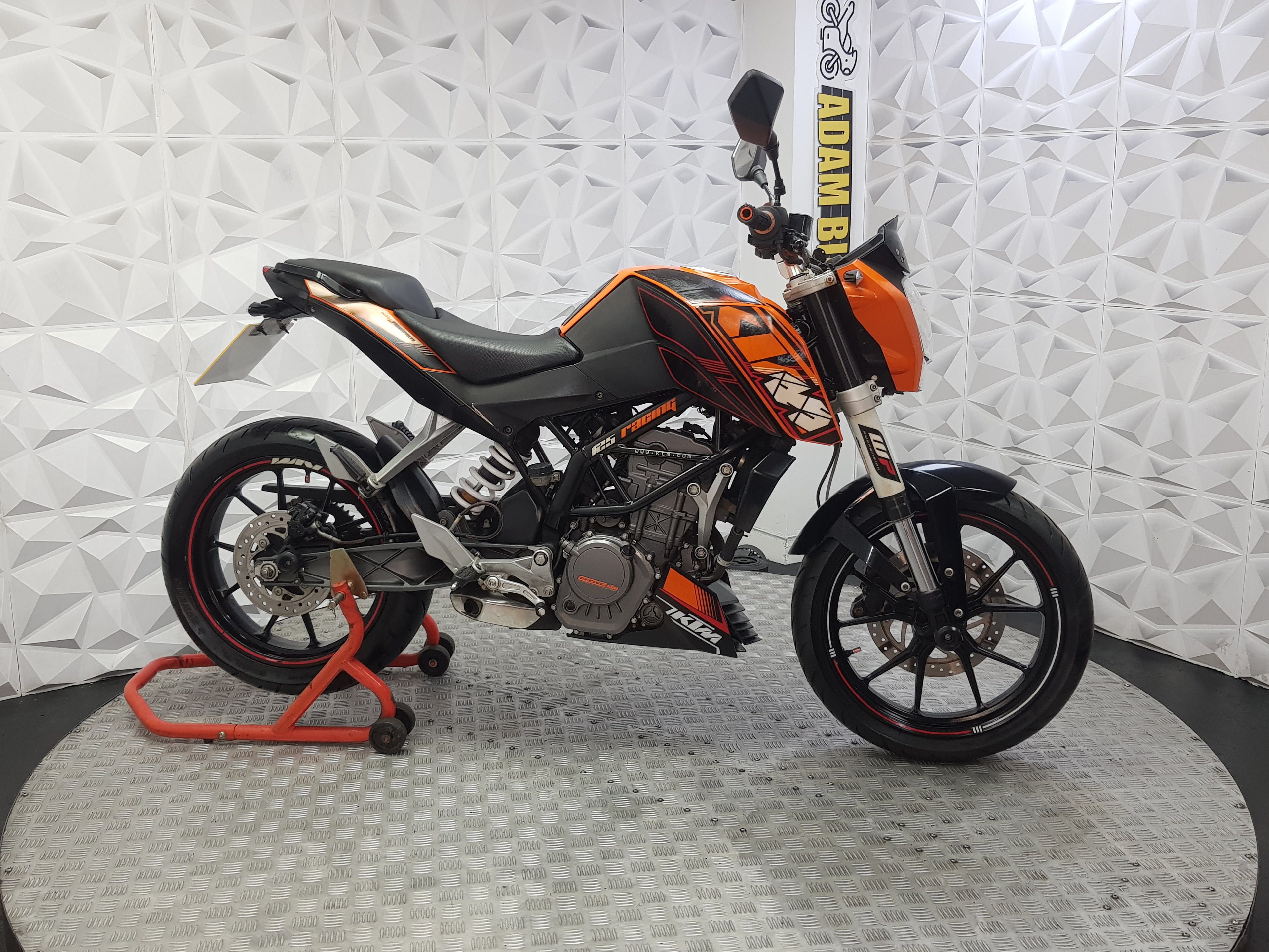 2011 KTM DUKE 125
