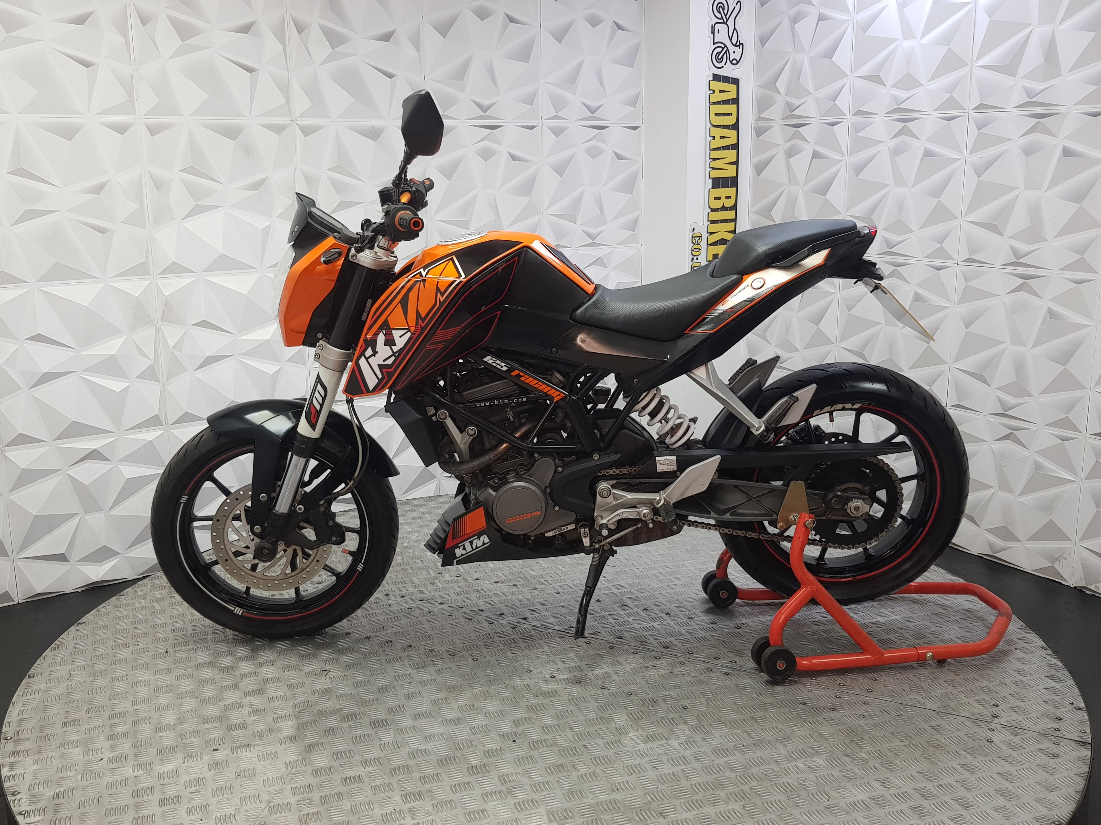 2011 KTM DUKE 125