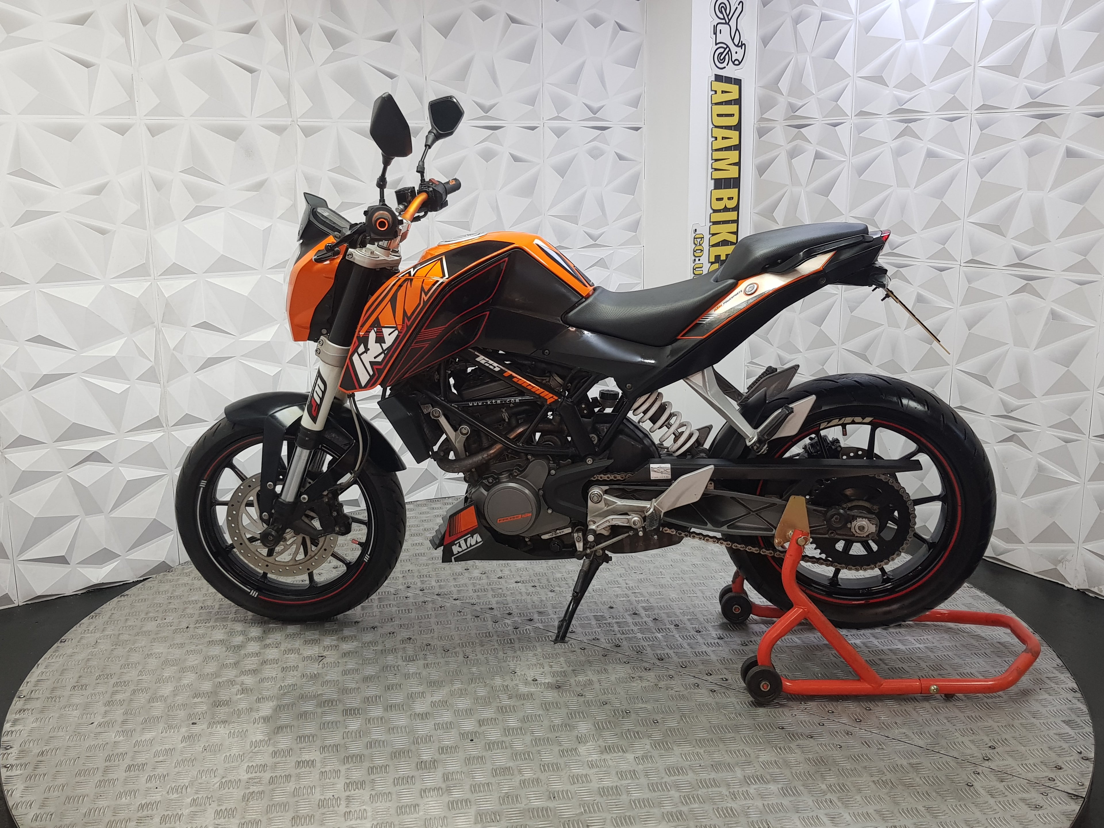 2011 KTM DUKE 125