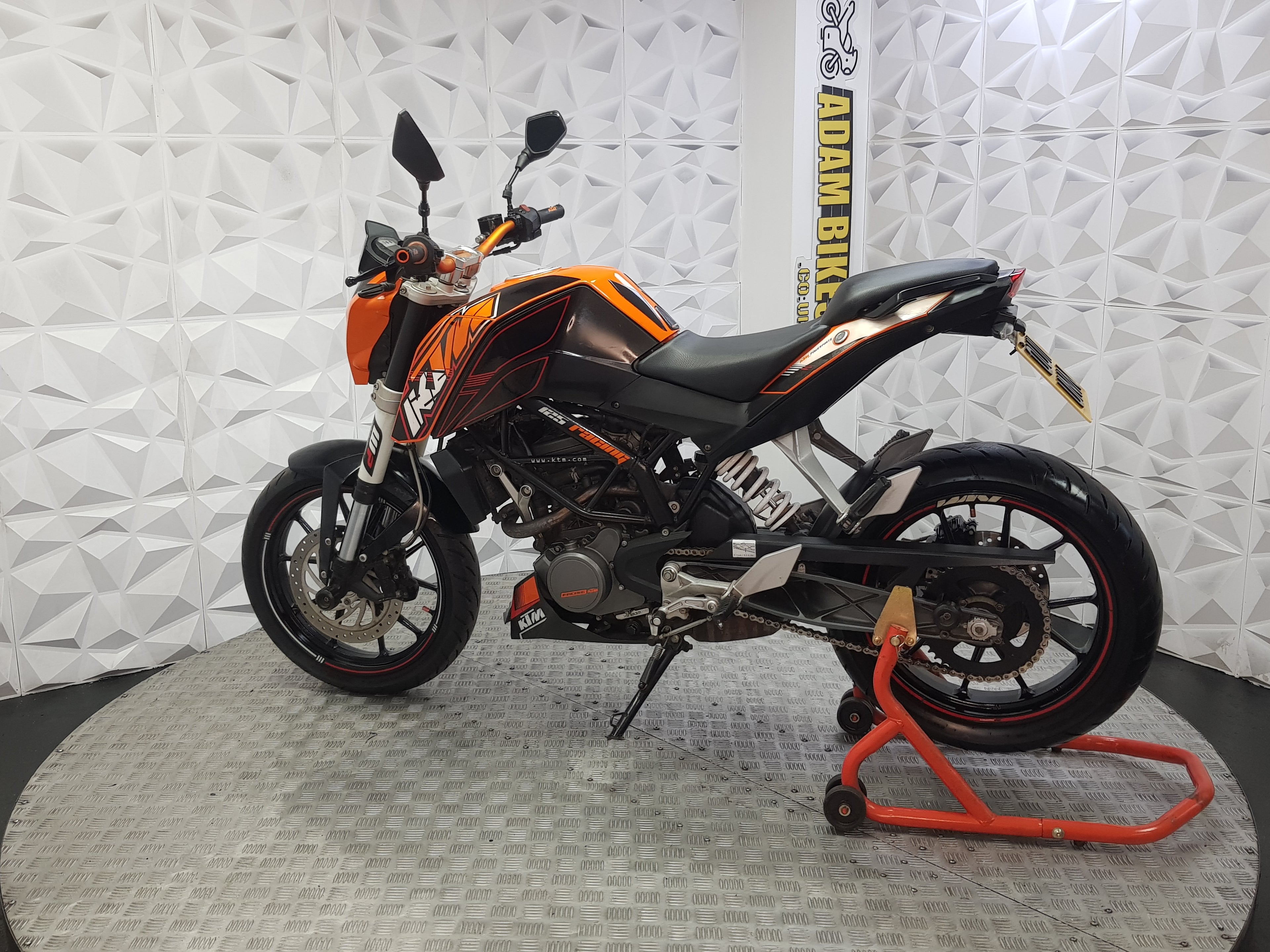 2011 KTM DUKE 125