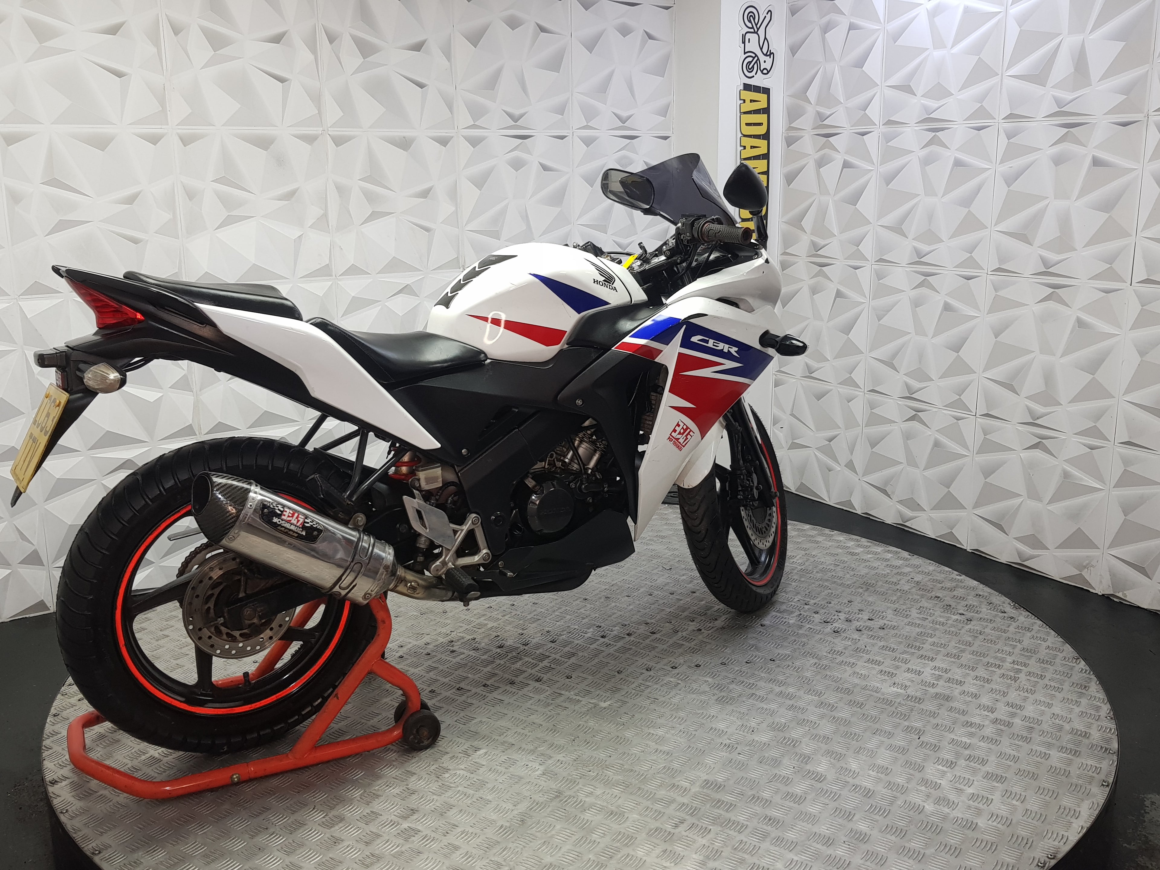 2014 LC63TTV HONDA CBR 125