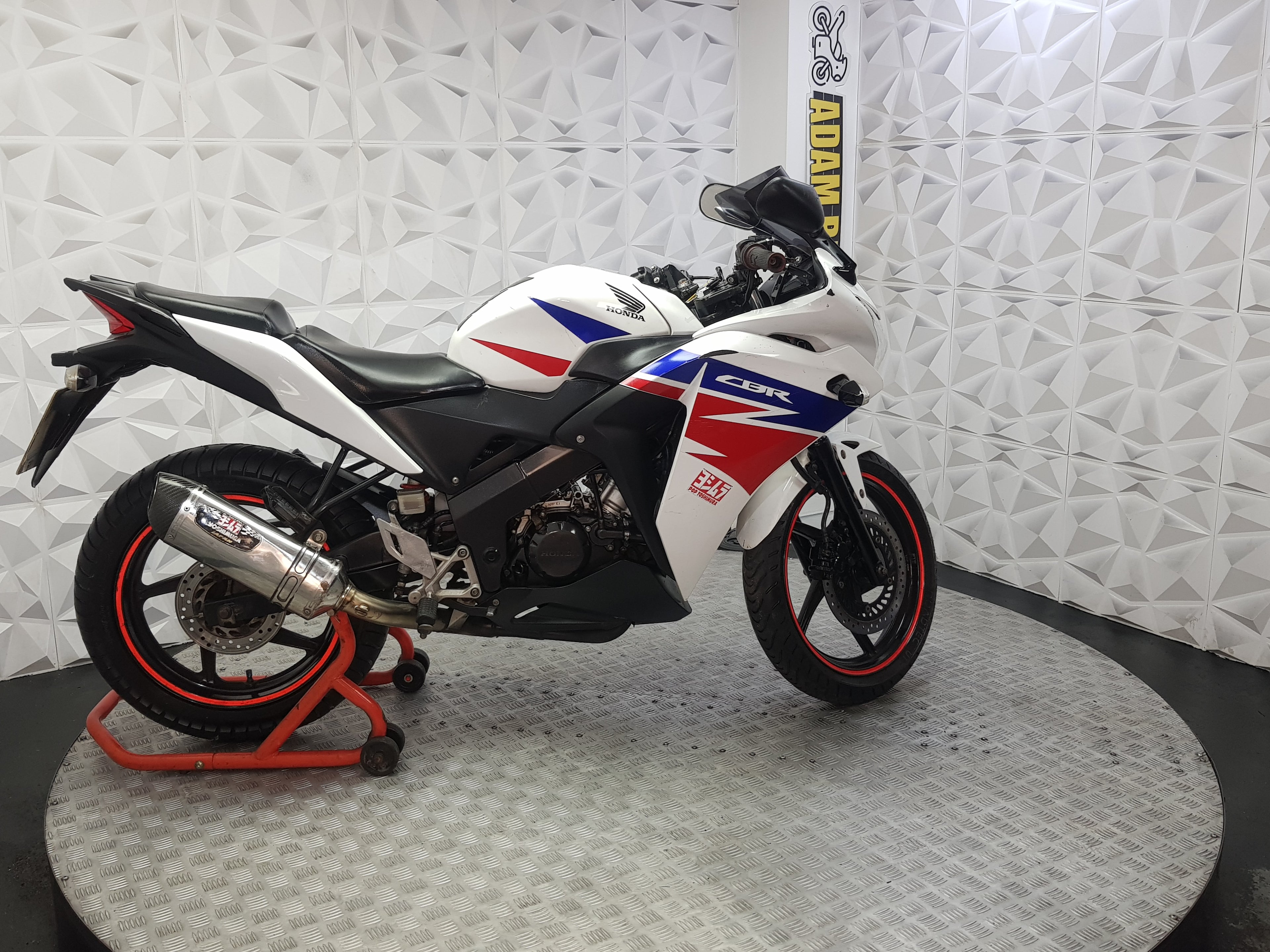 2014 LC63TTV HONDA CBR 125
