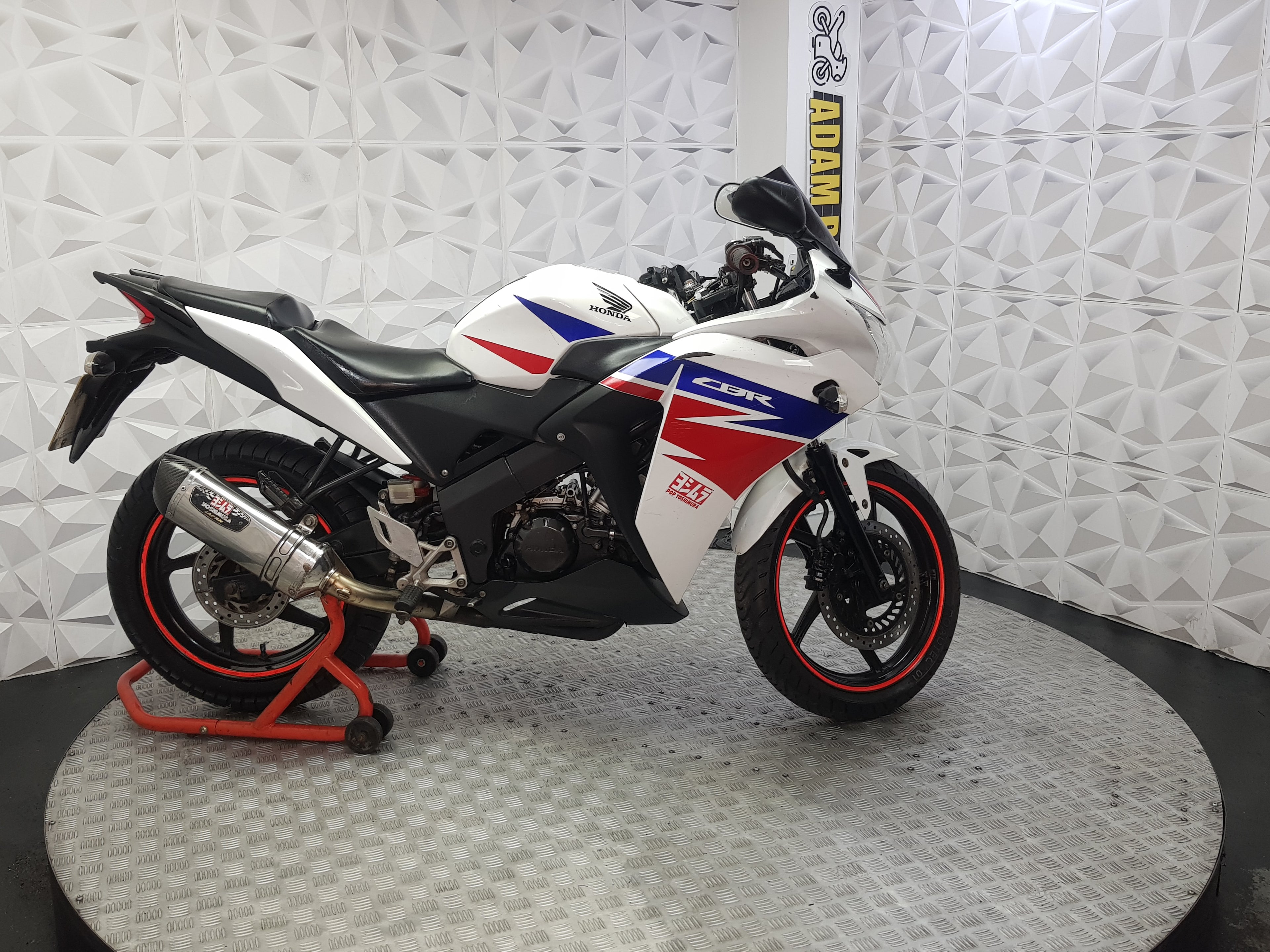 2014 LC63TTV HONDA CBR 125