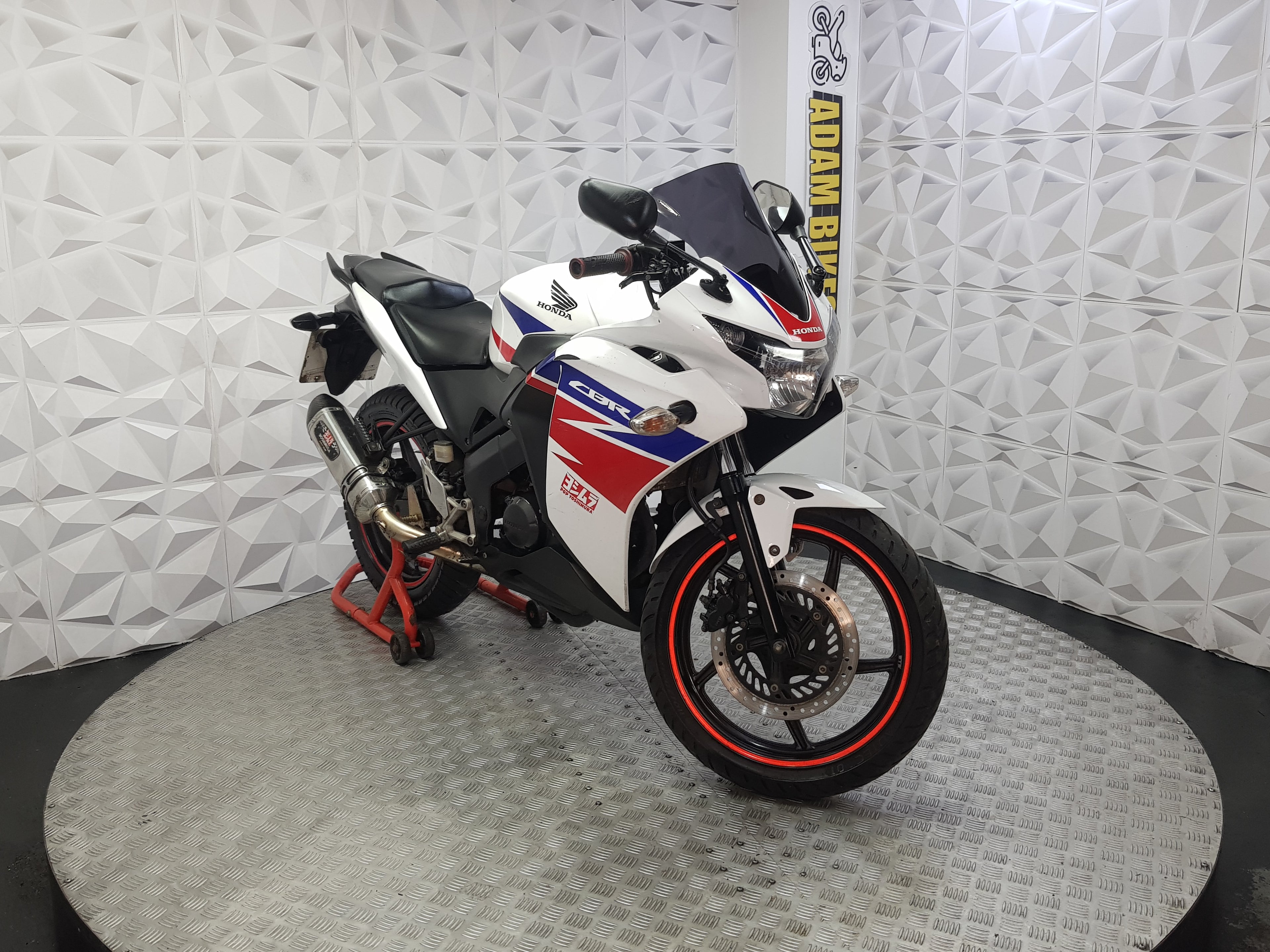 2014 LC63TTV HONDA CBR 125
