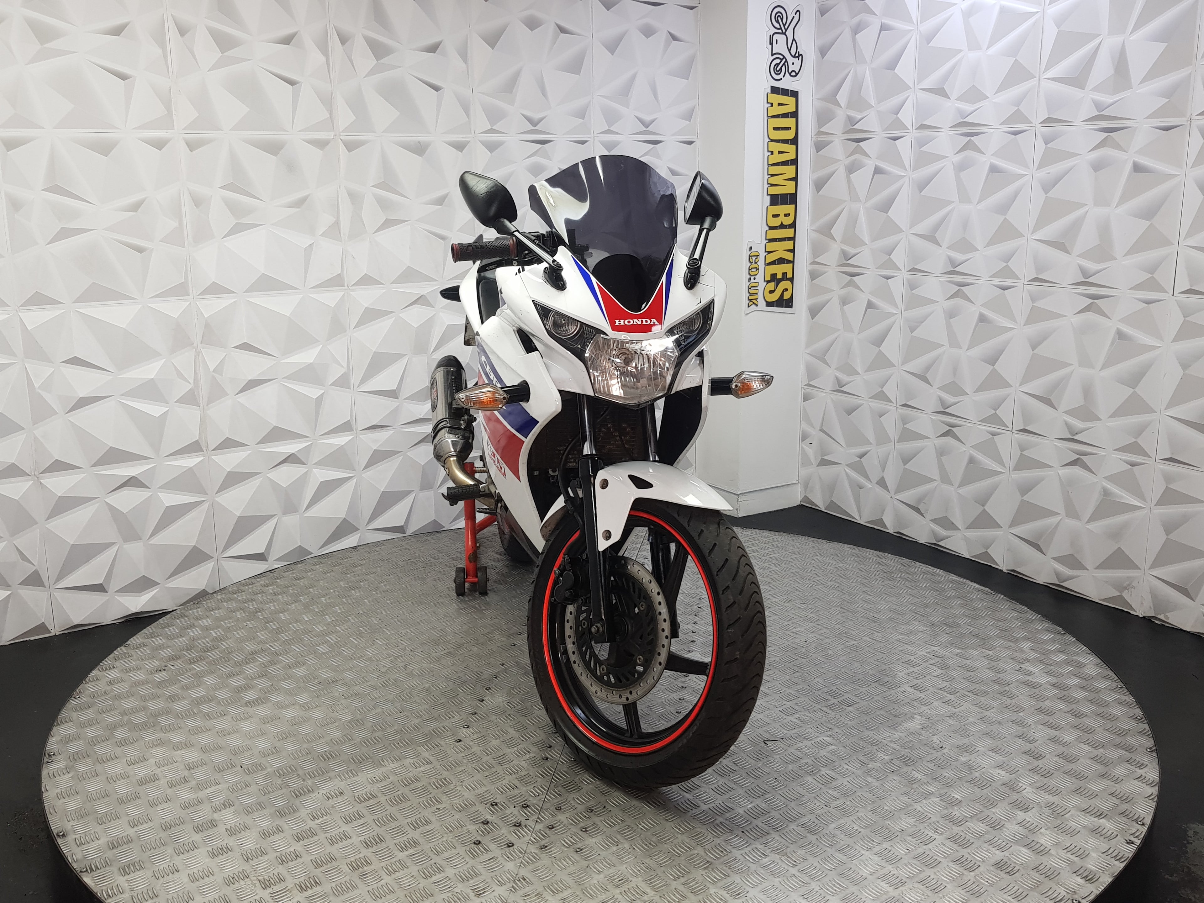 2014 LC63TTV HONDA CBR 125