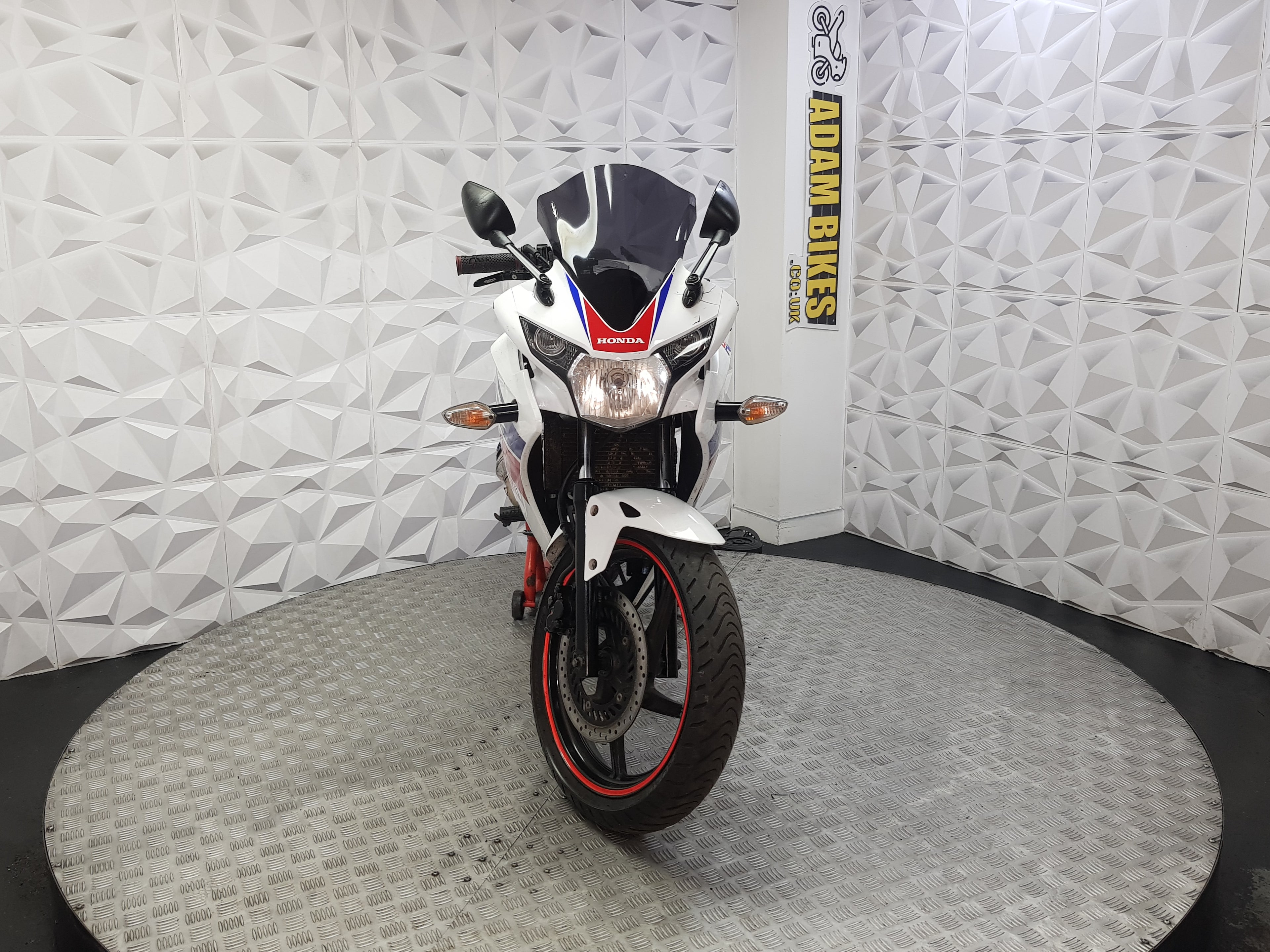 2014 LC63TTV HONDA CBR 125