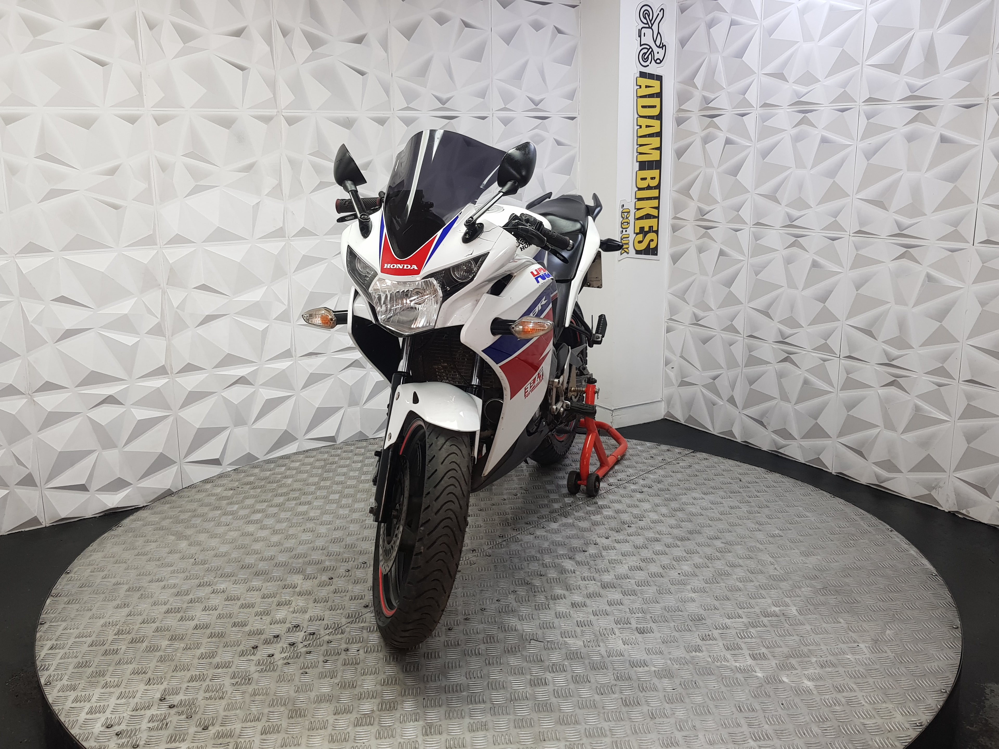 2014 LC63TTV HONDA CBR 125