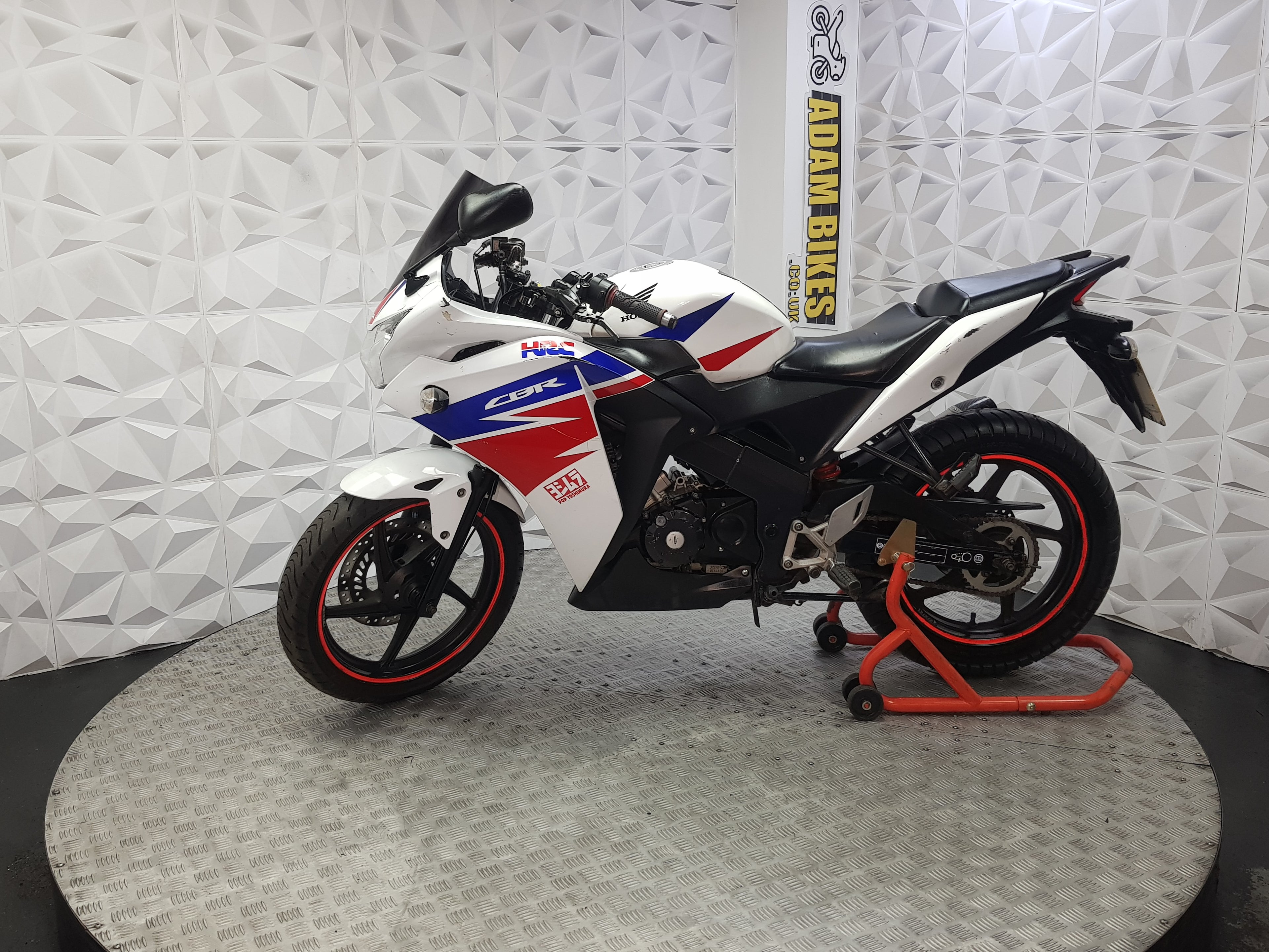 2014 LC63TTV HONDA CBR 125