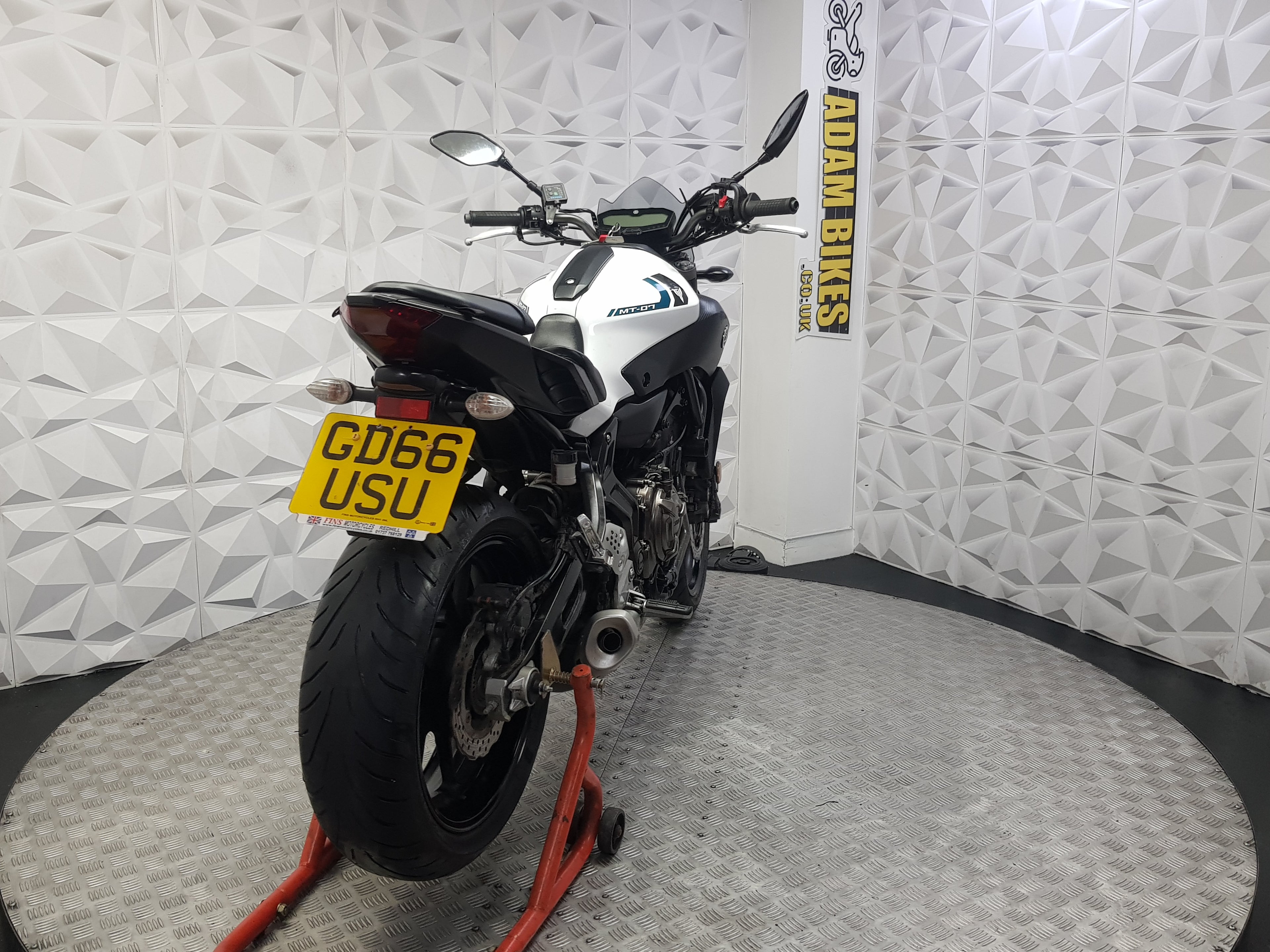 2017 YAMAHA MT07 ABS