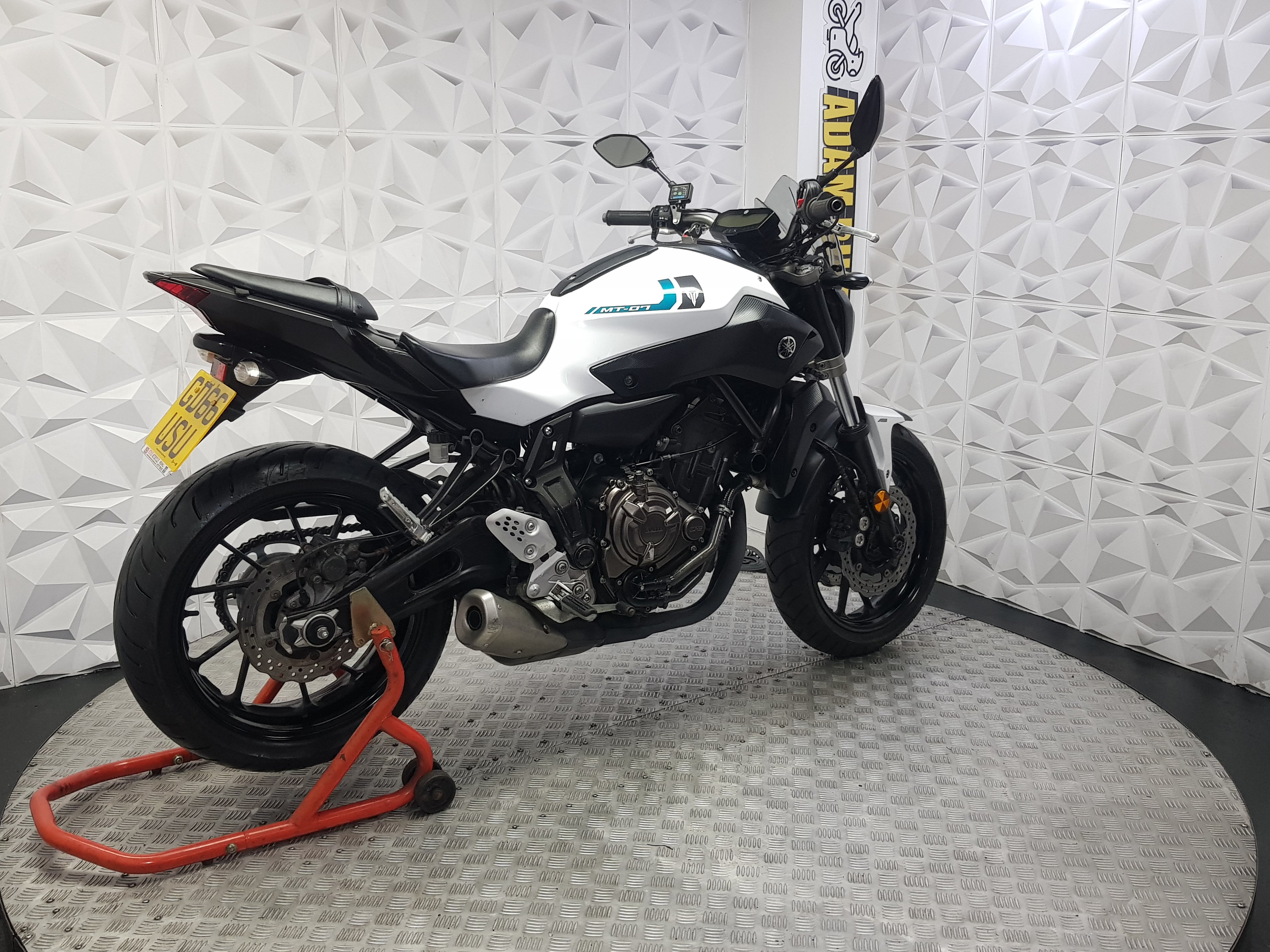 2017 YAMAHA MT07 ABS