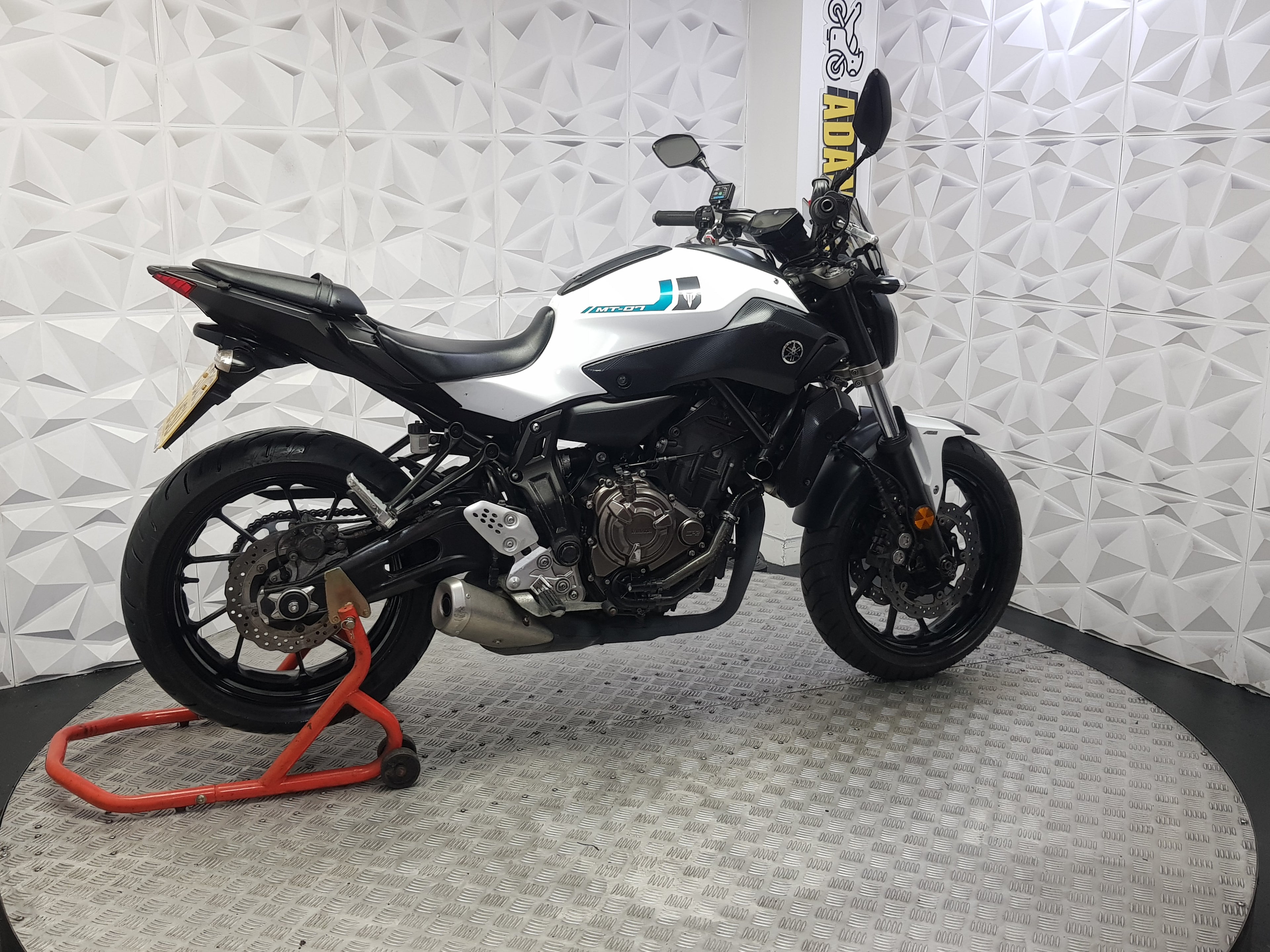 2017 YAMAHA MT07 ABS