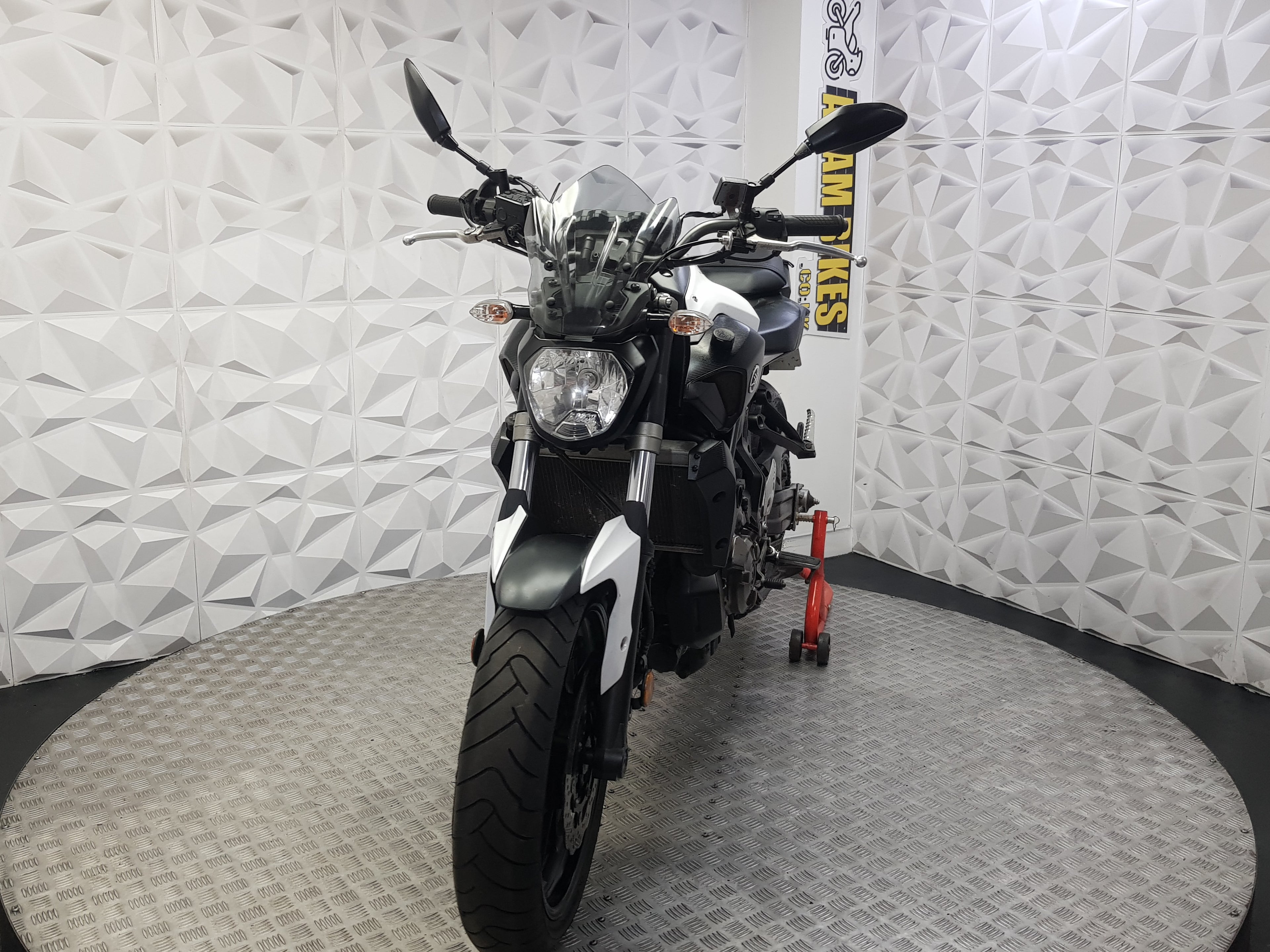 2017 YAMAHA MT07 ABS