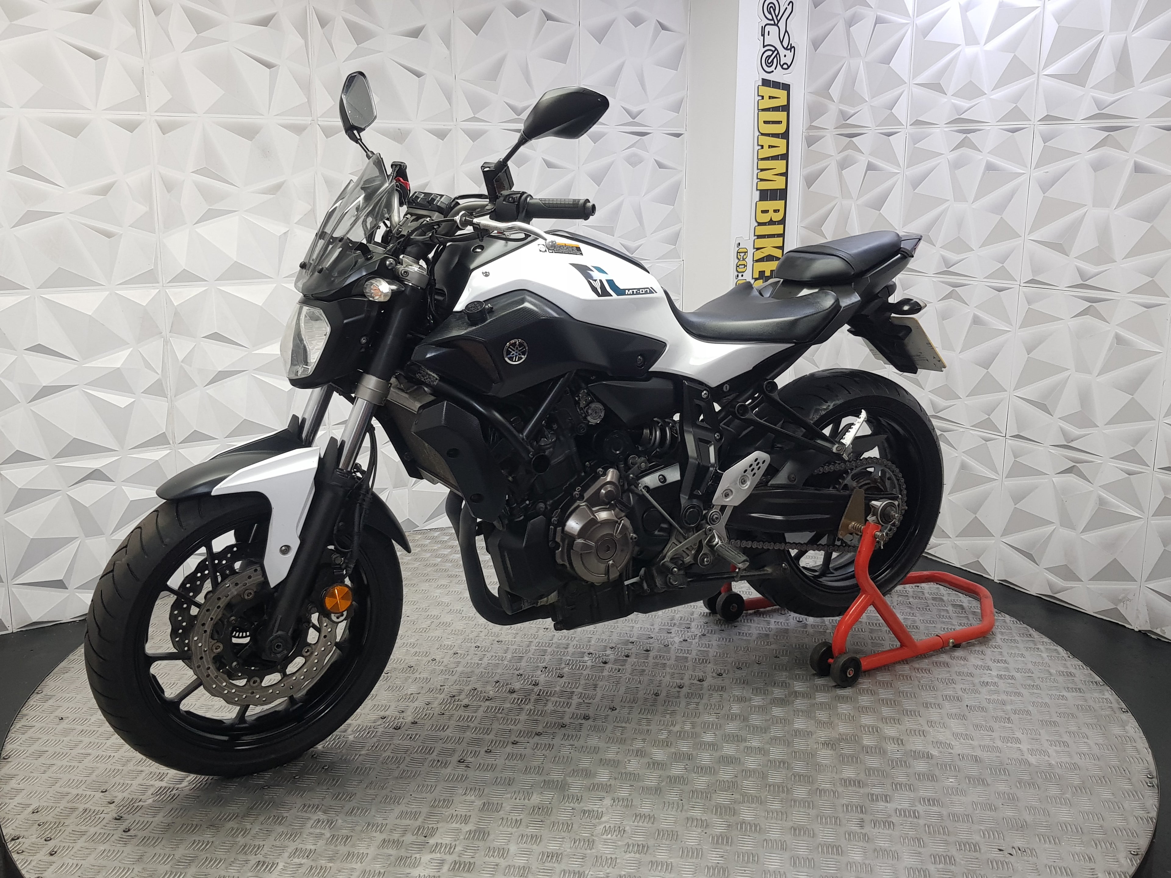 2017 YAMAHA MT07 ABS