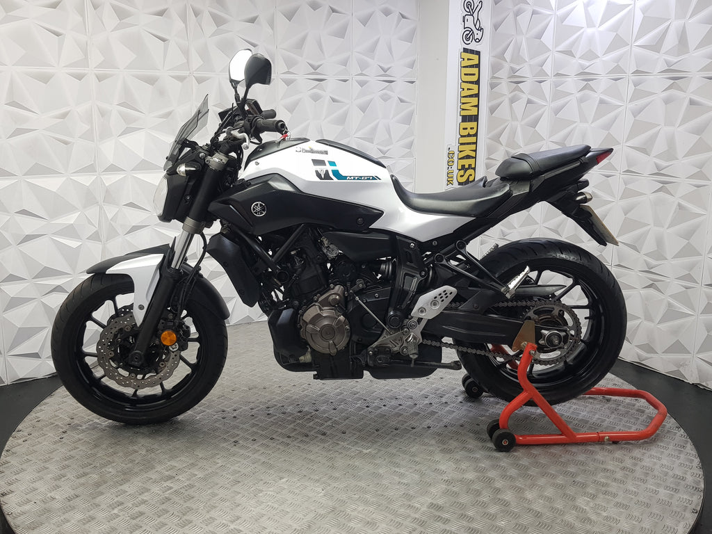 2017 YAMAHA MT07 ABS