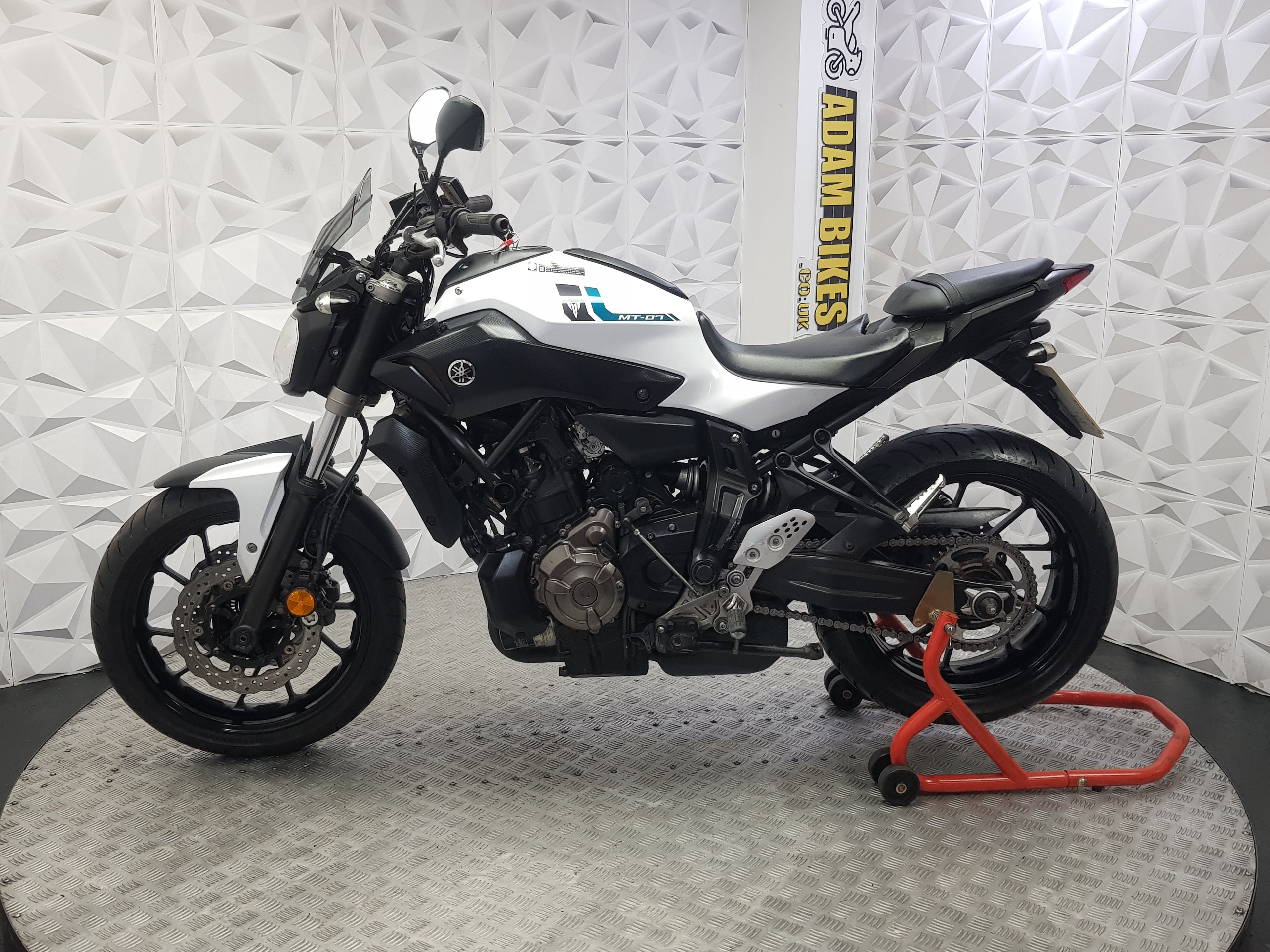 2017 YAMAHA MT07 ABS
