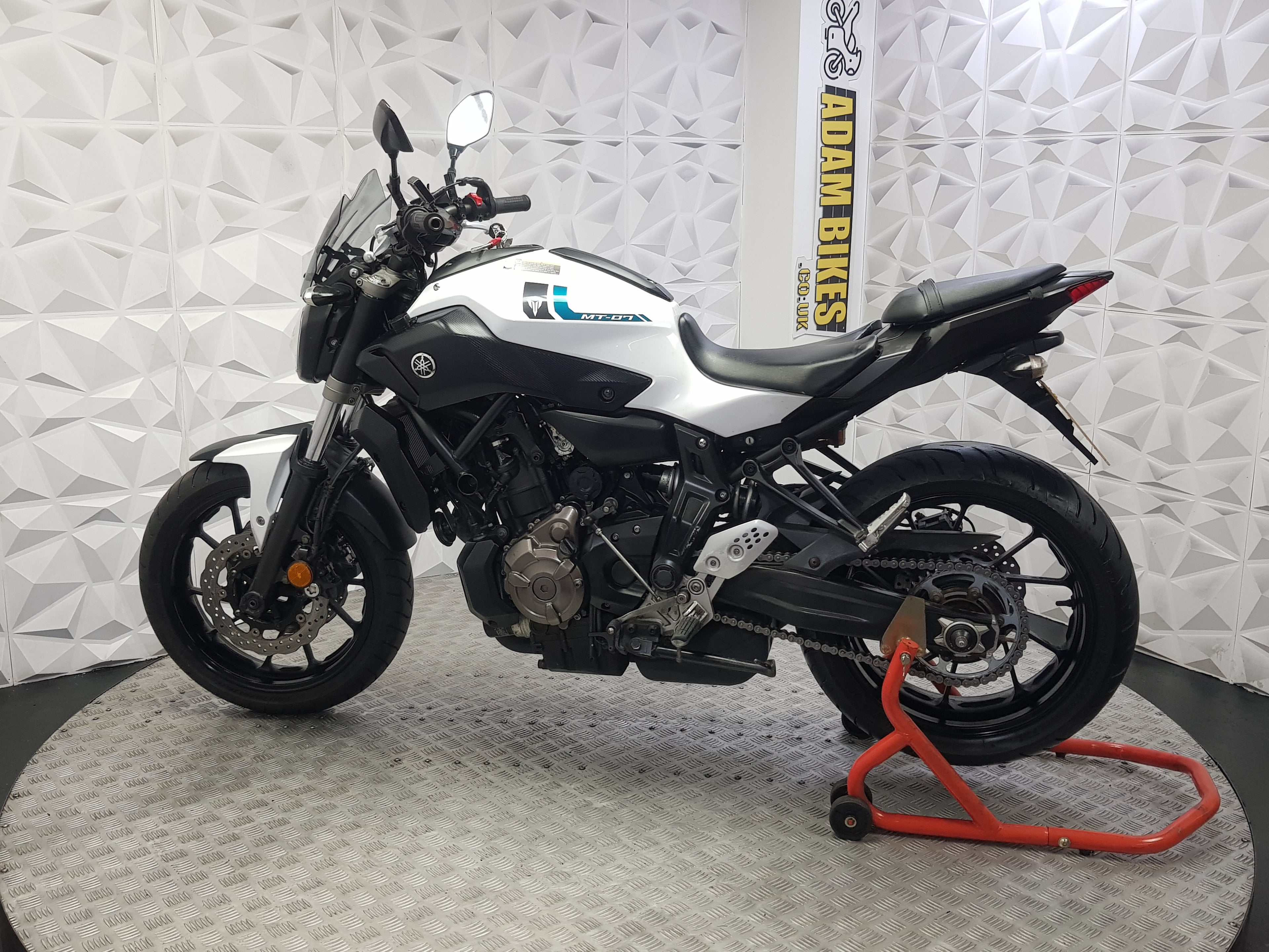 2017 YAMAHA MT07 ABS