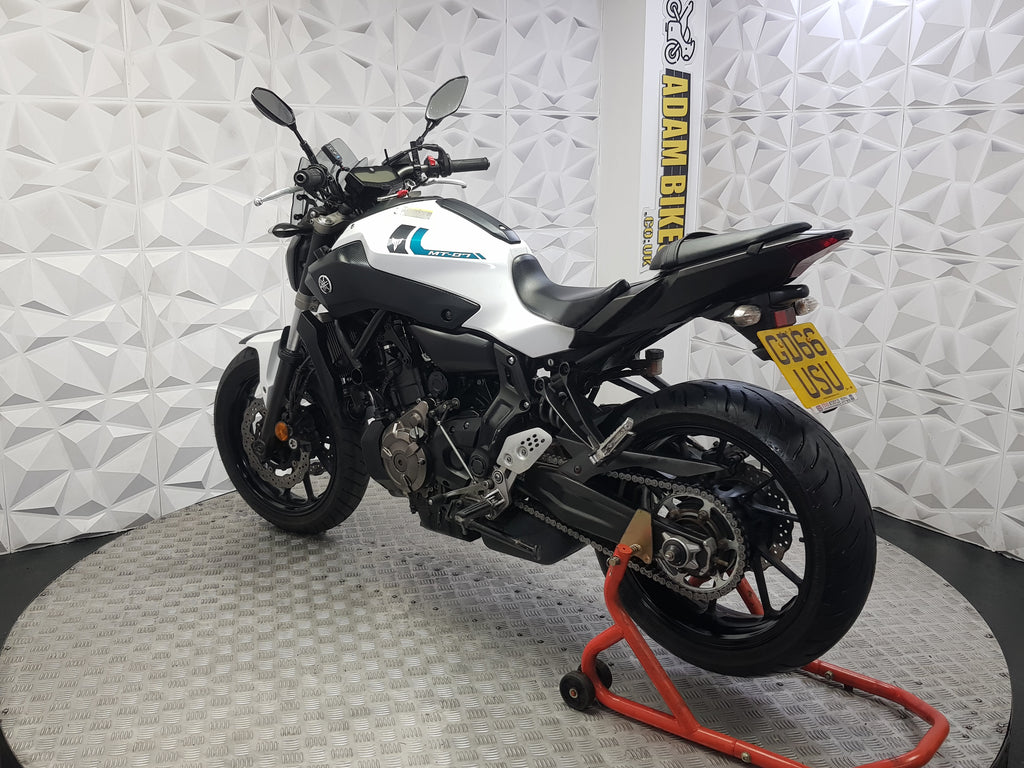 2017 YAMAHA MT07 ABS