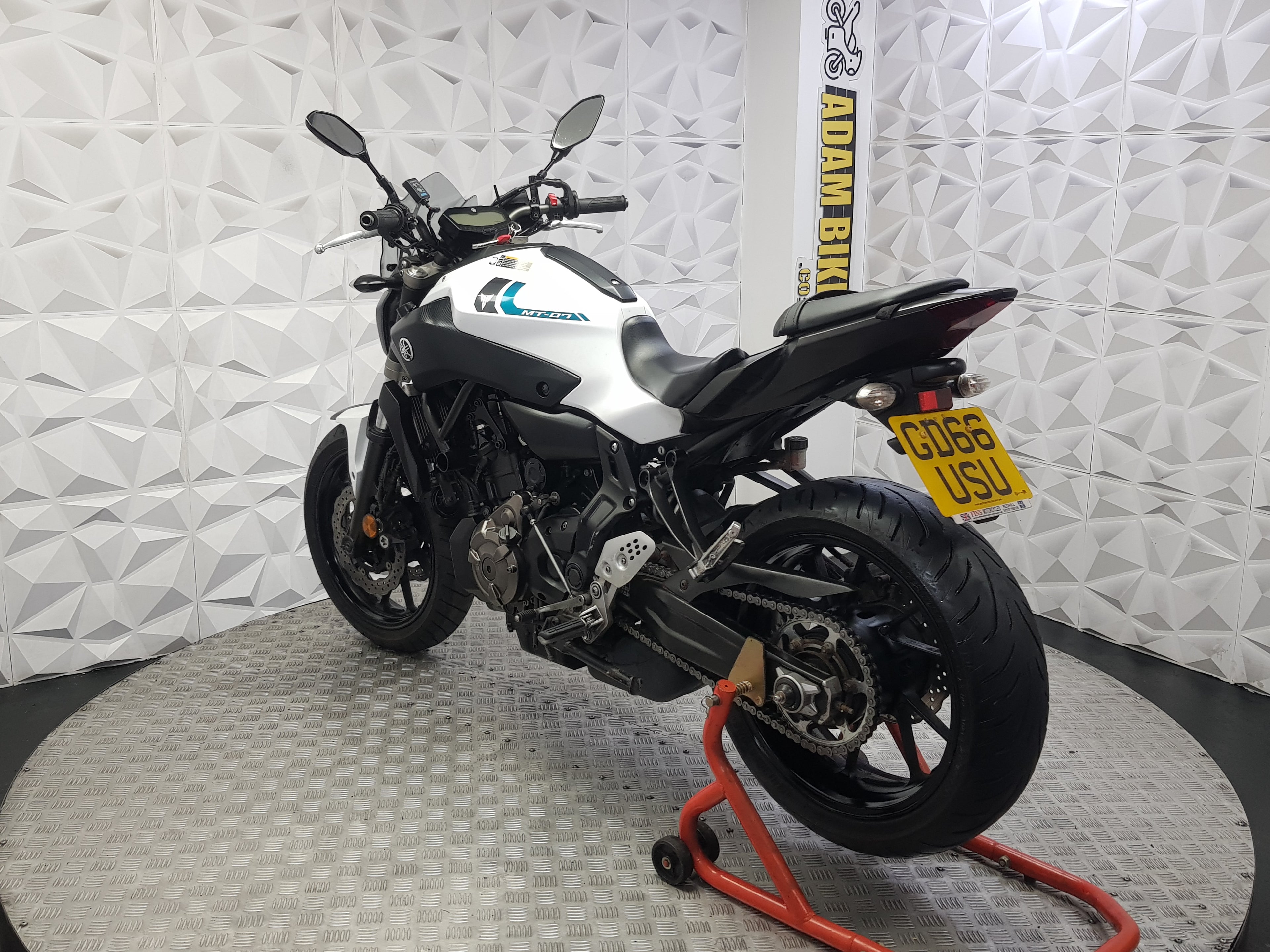 2017 YAMAHA MT07 ABS