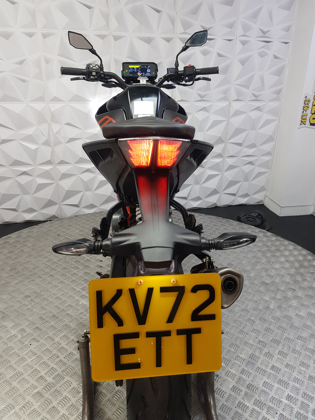 2022 KTM DUKE 125 ABS