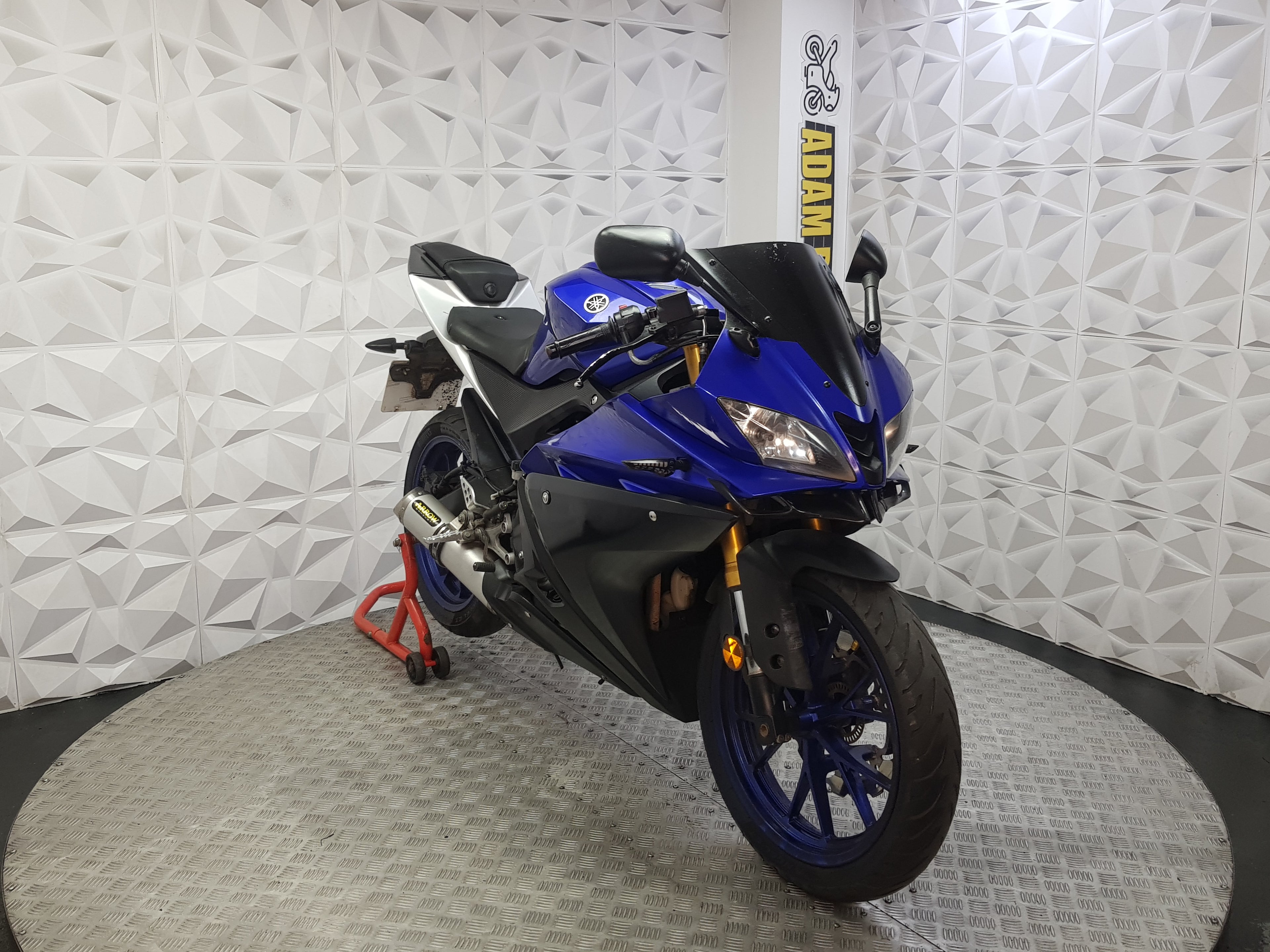 2018 AMAHA YZF R125 ABS