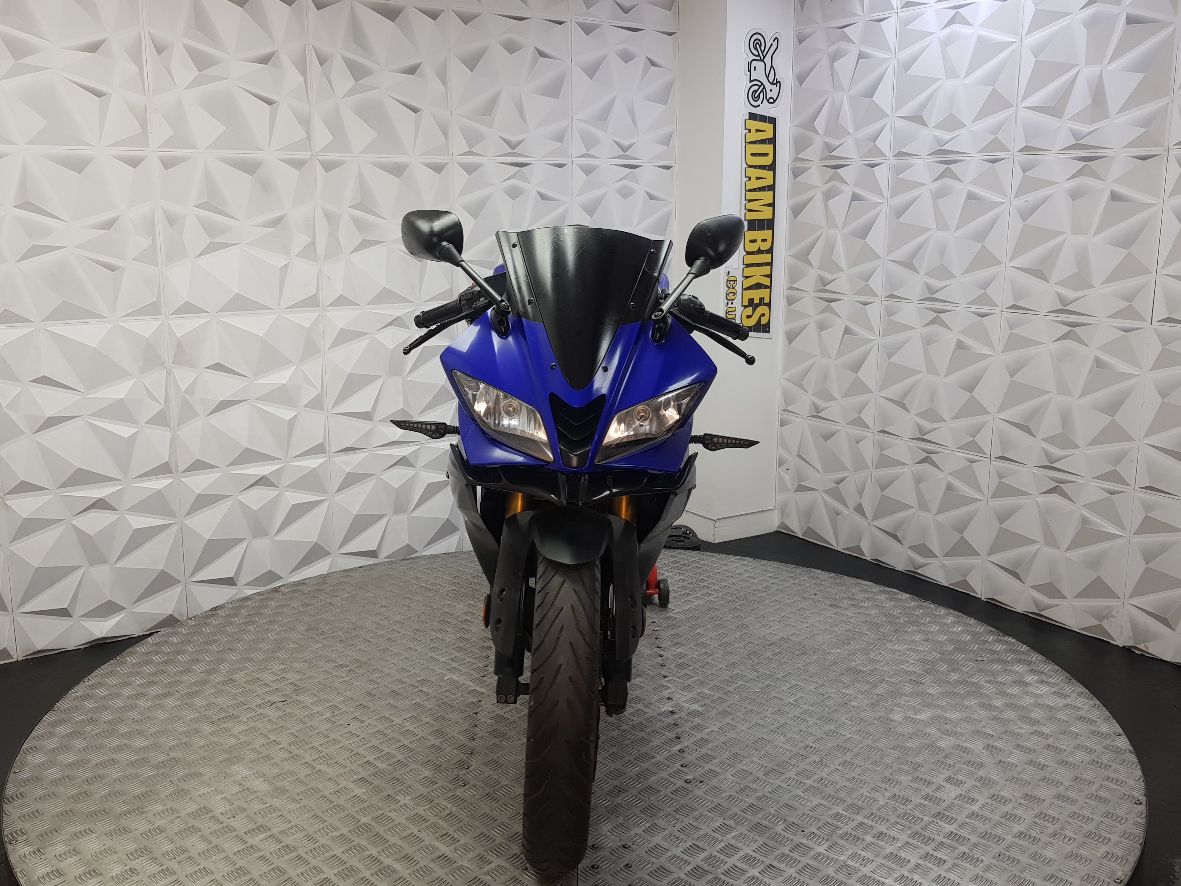 2018 AMAHA YZF R125 ABS