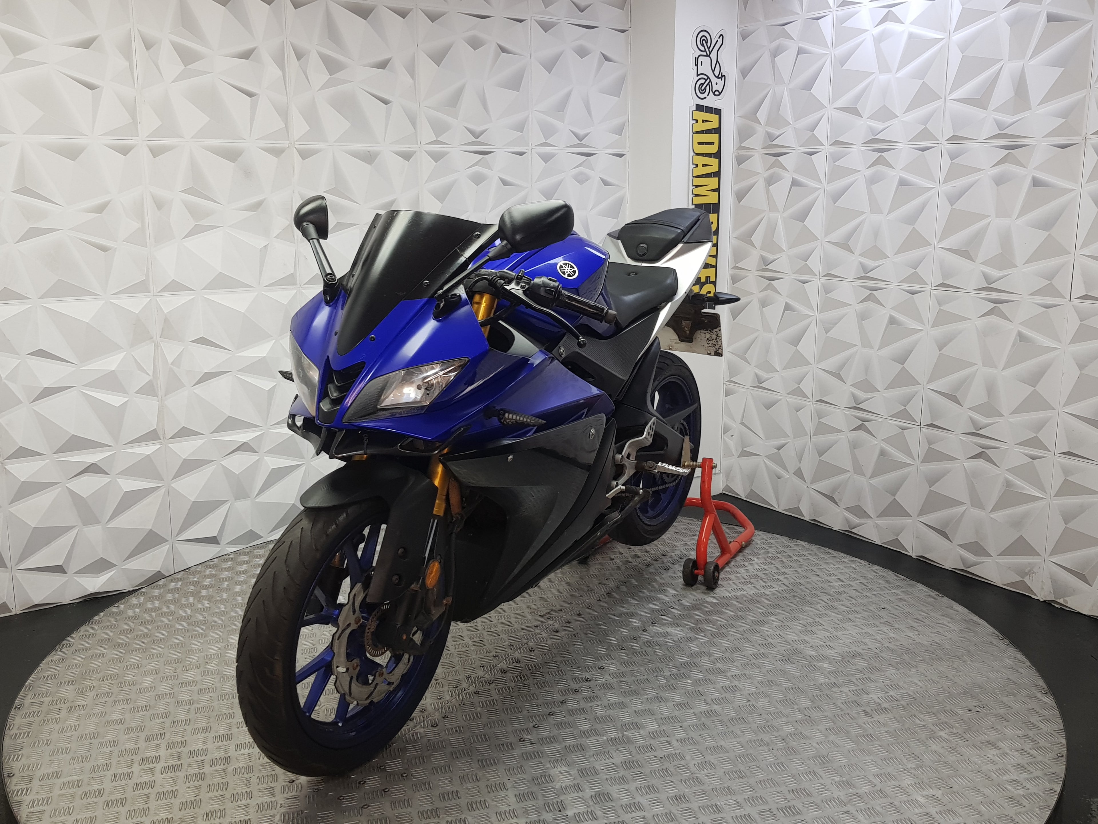 2018 AMAHA YZF R125 ABS