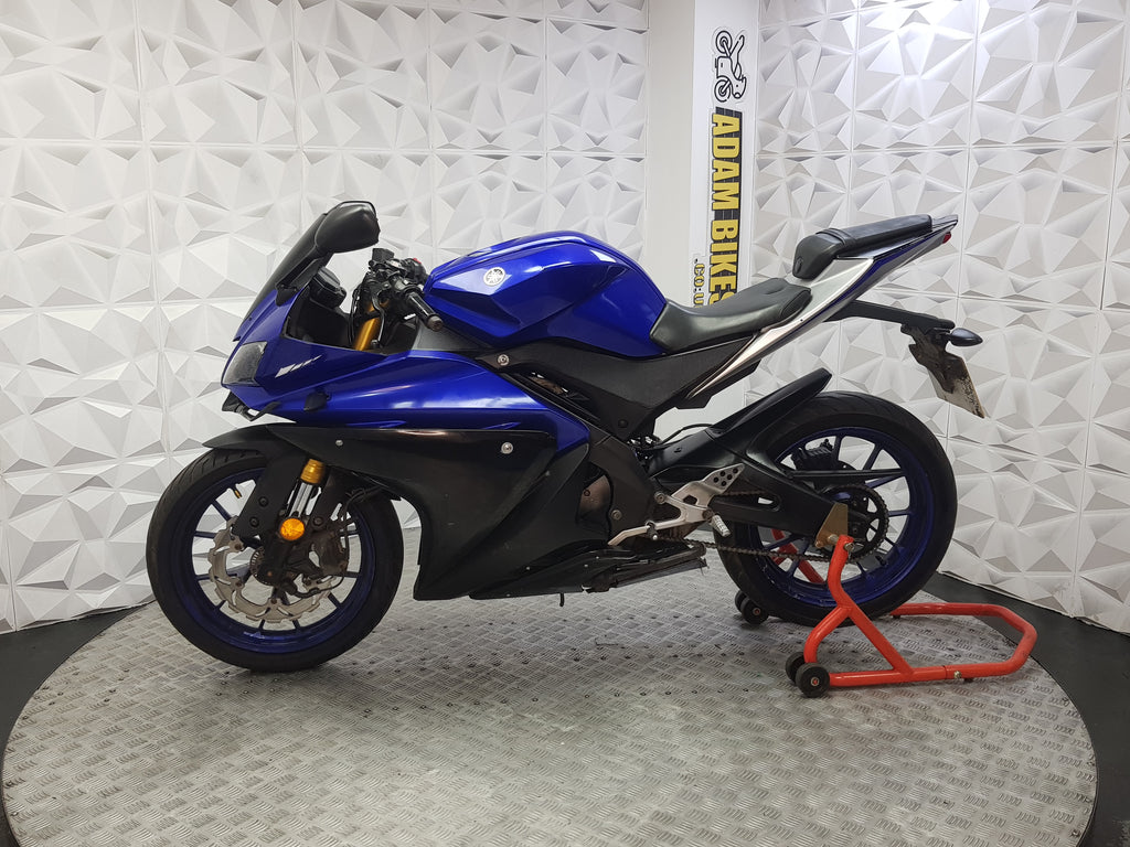 2018 AMAHA YZF R125 ABS