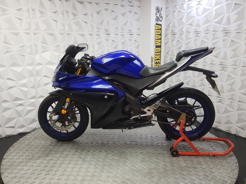 2018 AMAHA YZF R125 ABS