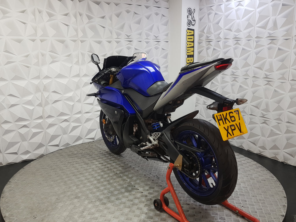 2018 AMAHA YZF R125 ABS