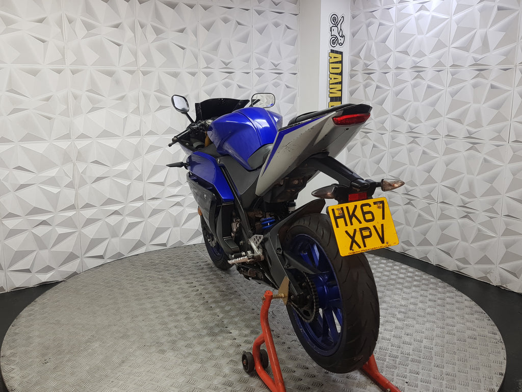 2018 AMAHA YZF R125 ABS