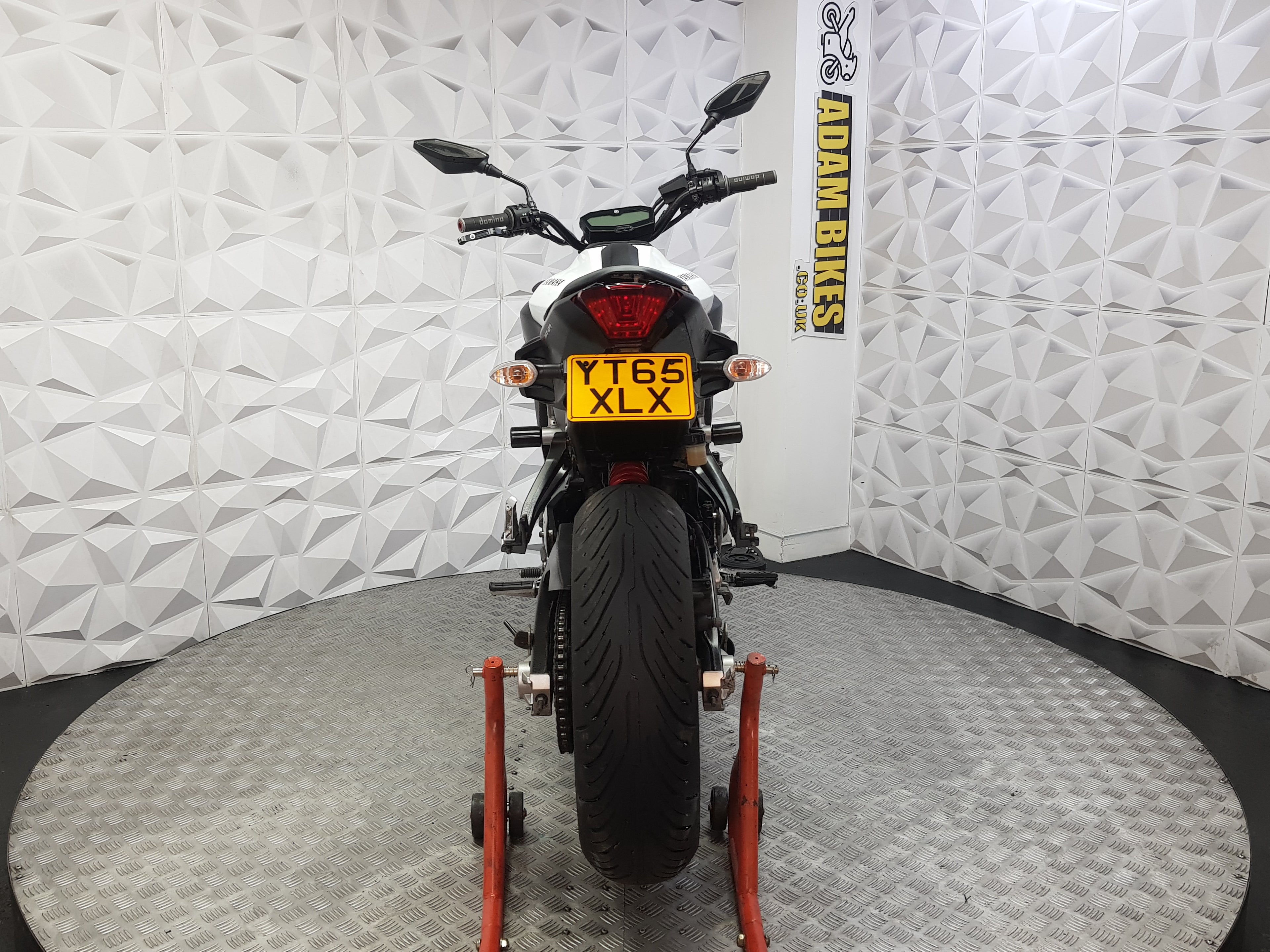 2015 YAMAHA MT07
