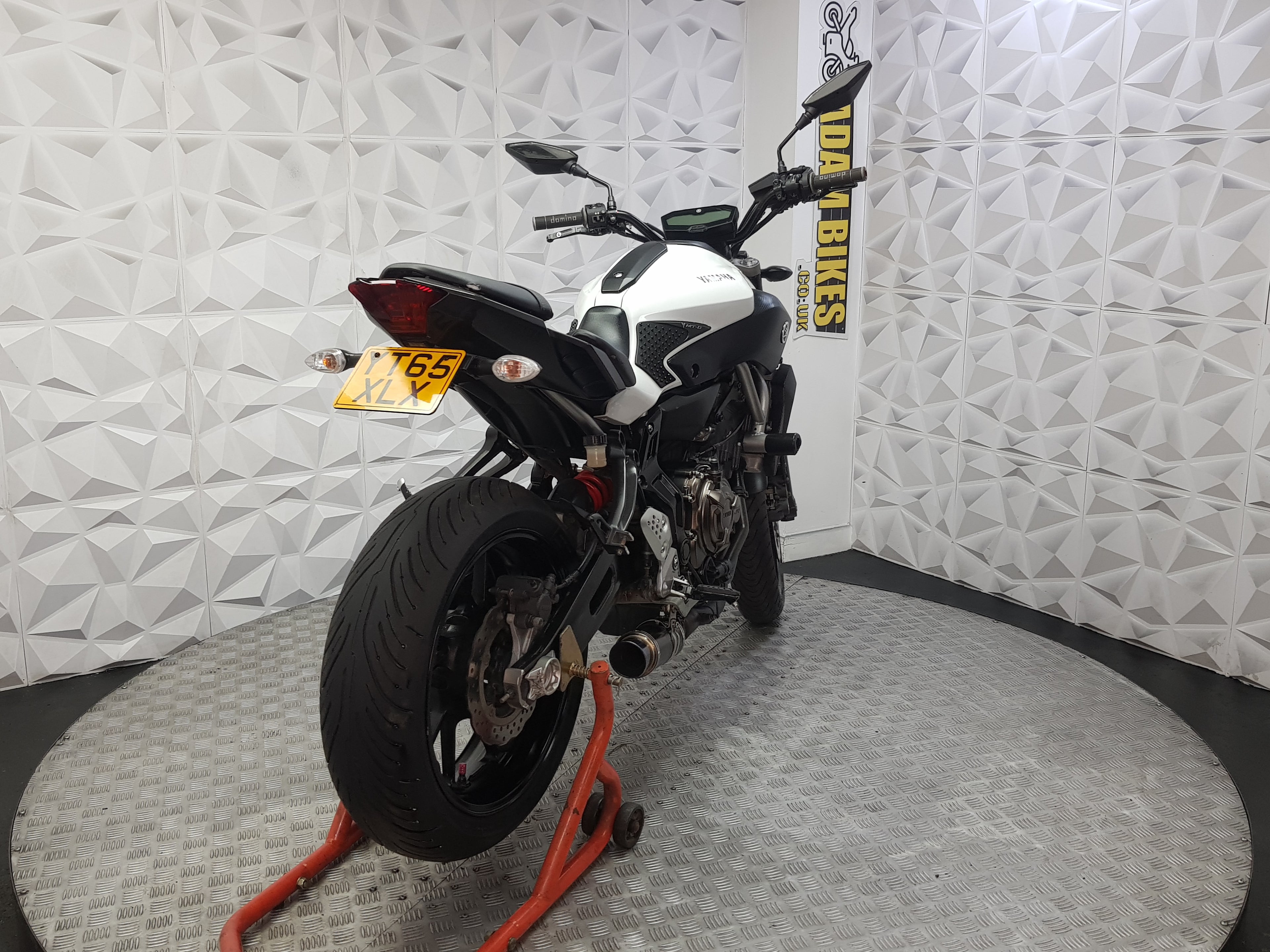 2015 YAMAHA MT07