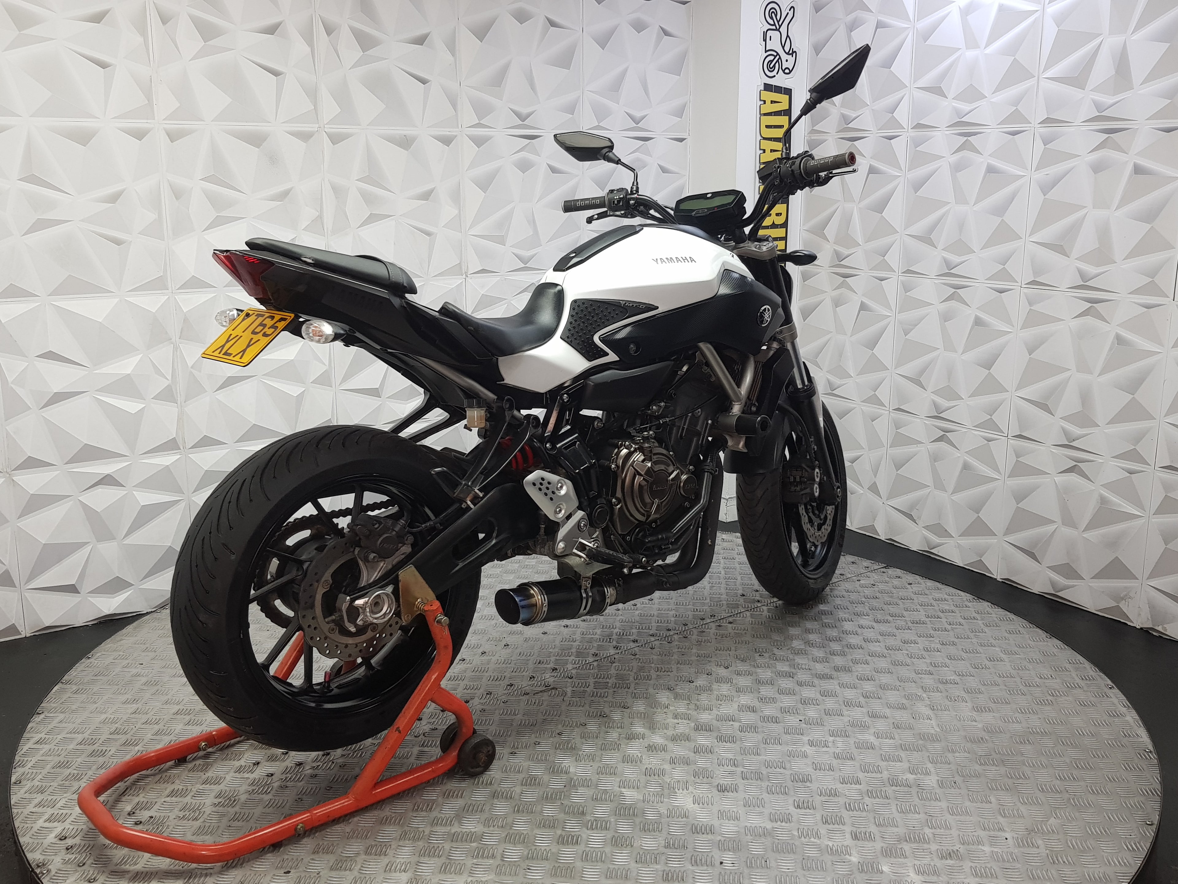 2015 YAMAHA MT07