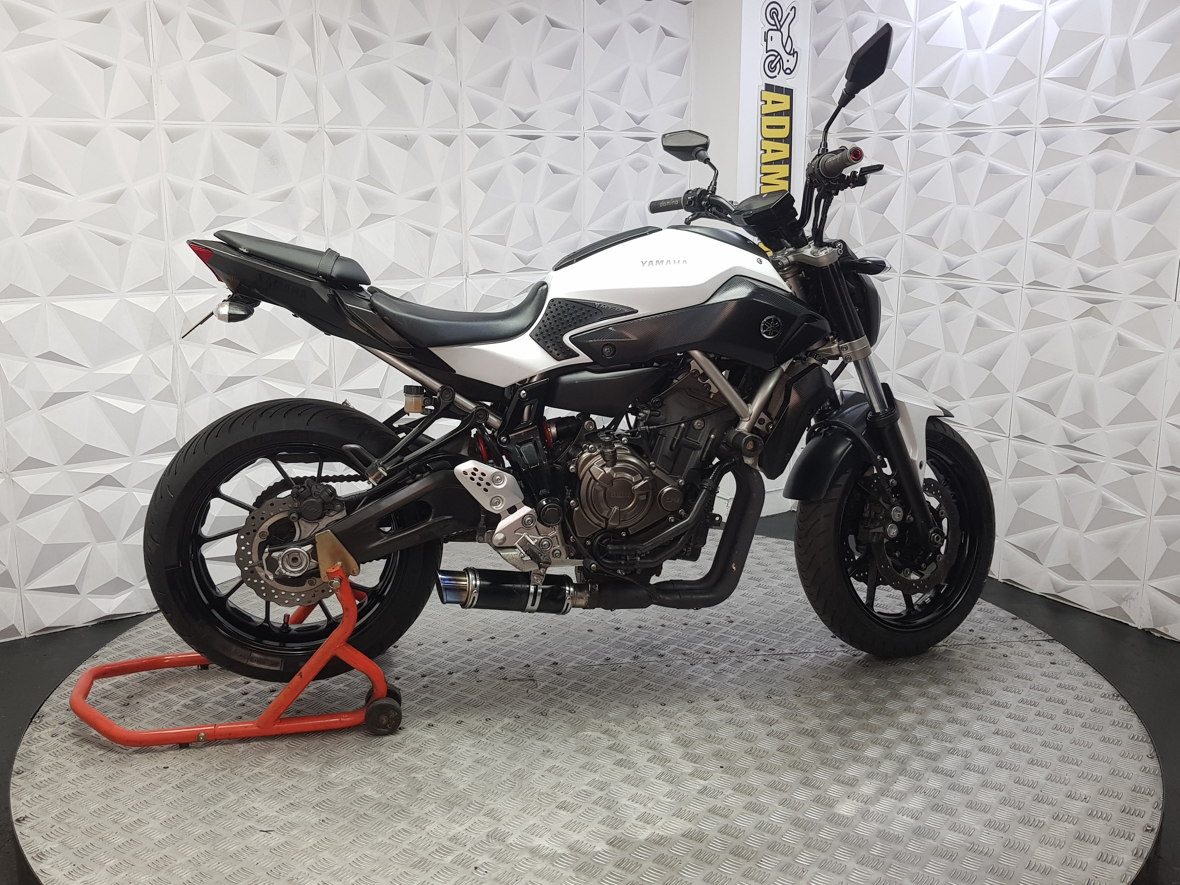 2015 YAMAHA MT07