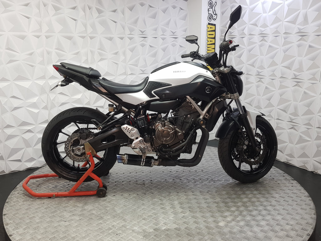 2015 YAMAHA MT07