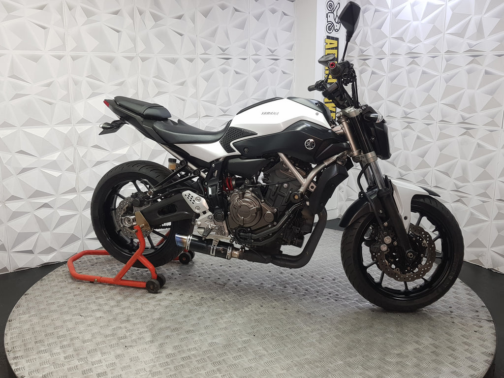 2015 YAMAHA MT07