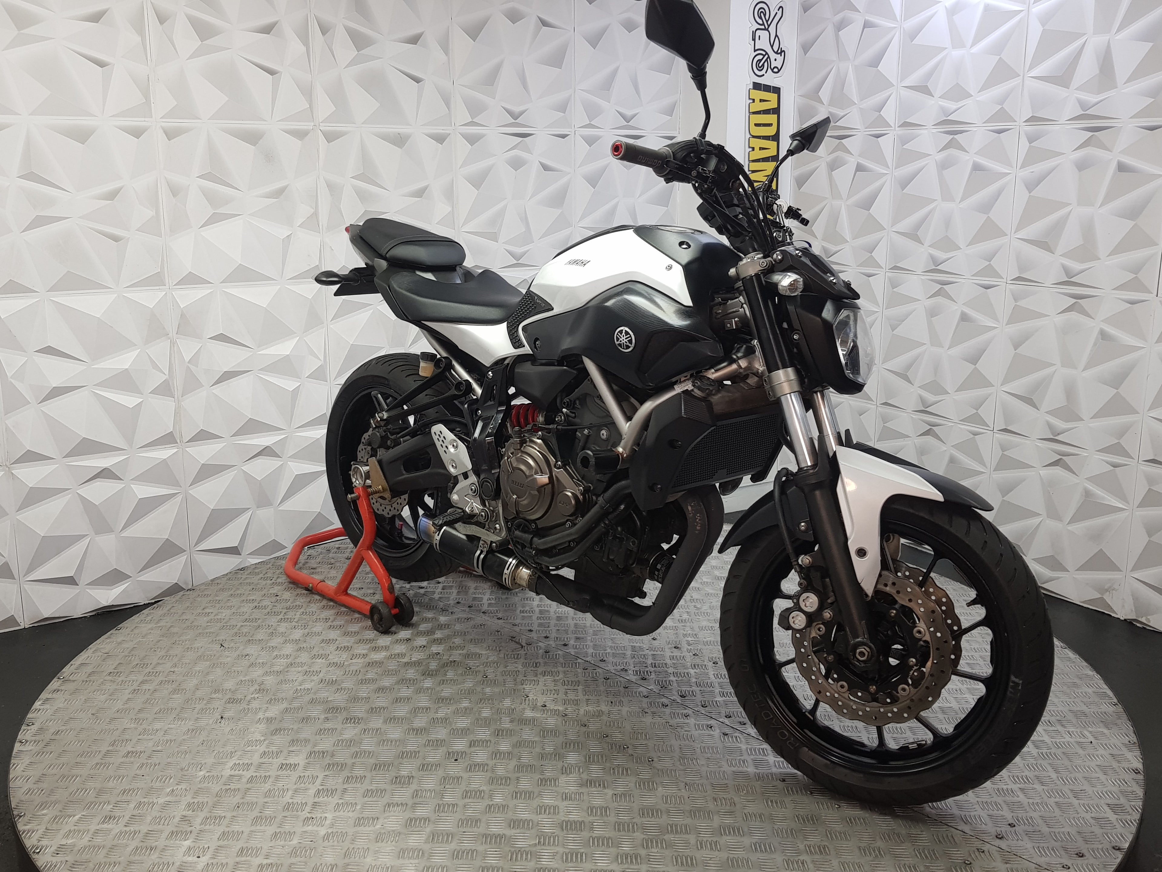 2015 YAMAHA MT07