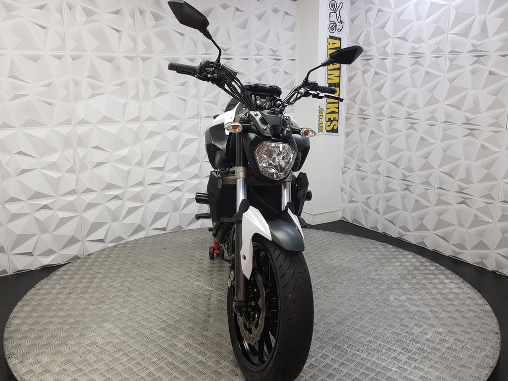 2015 YAMAHA MT07