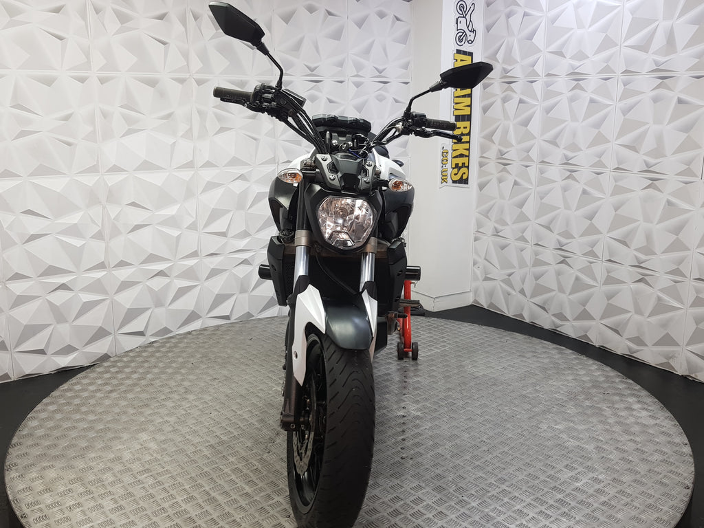 2015 YAMAHA MT07