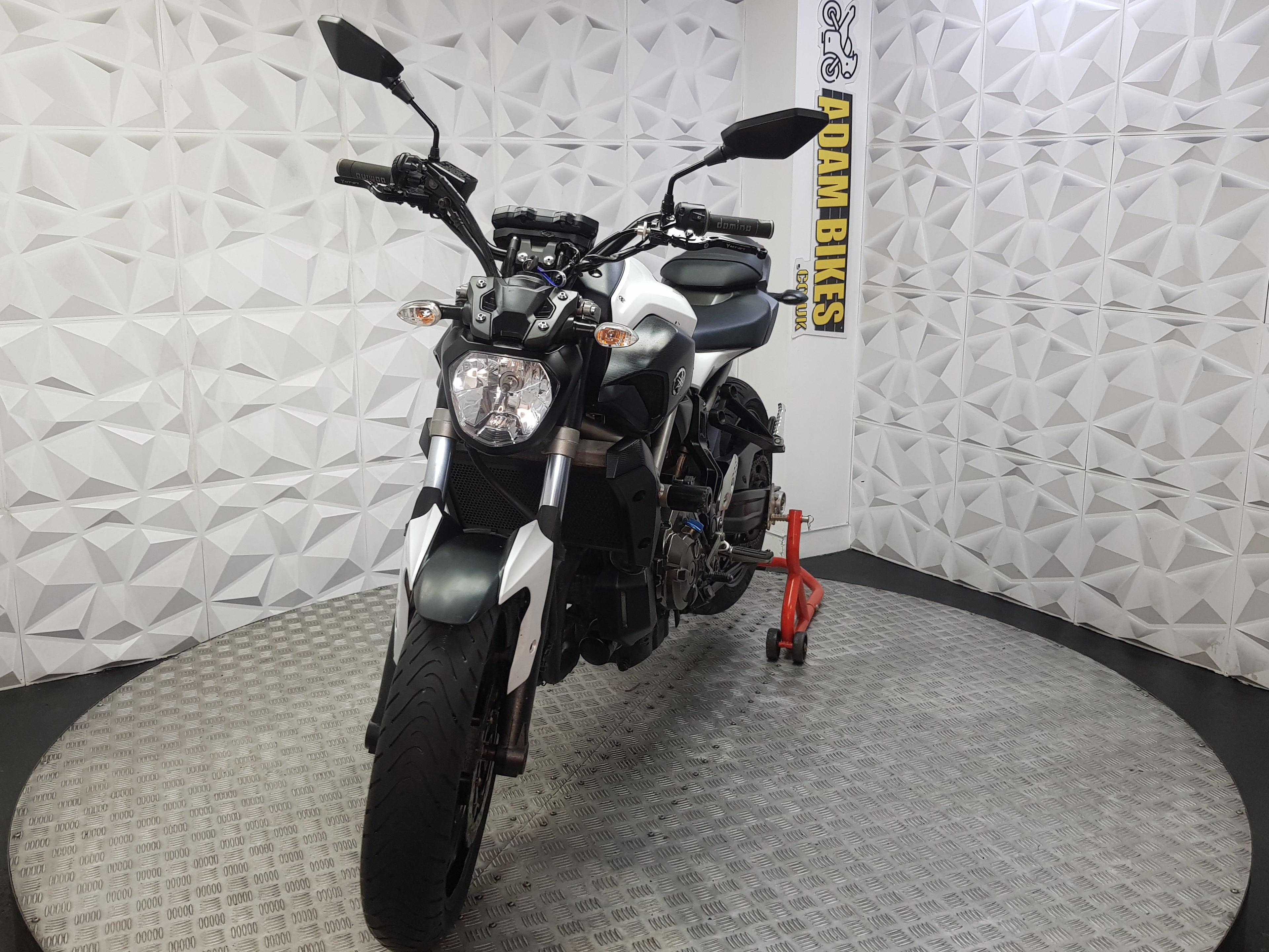 2015 YAMAHA MT07