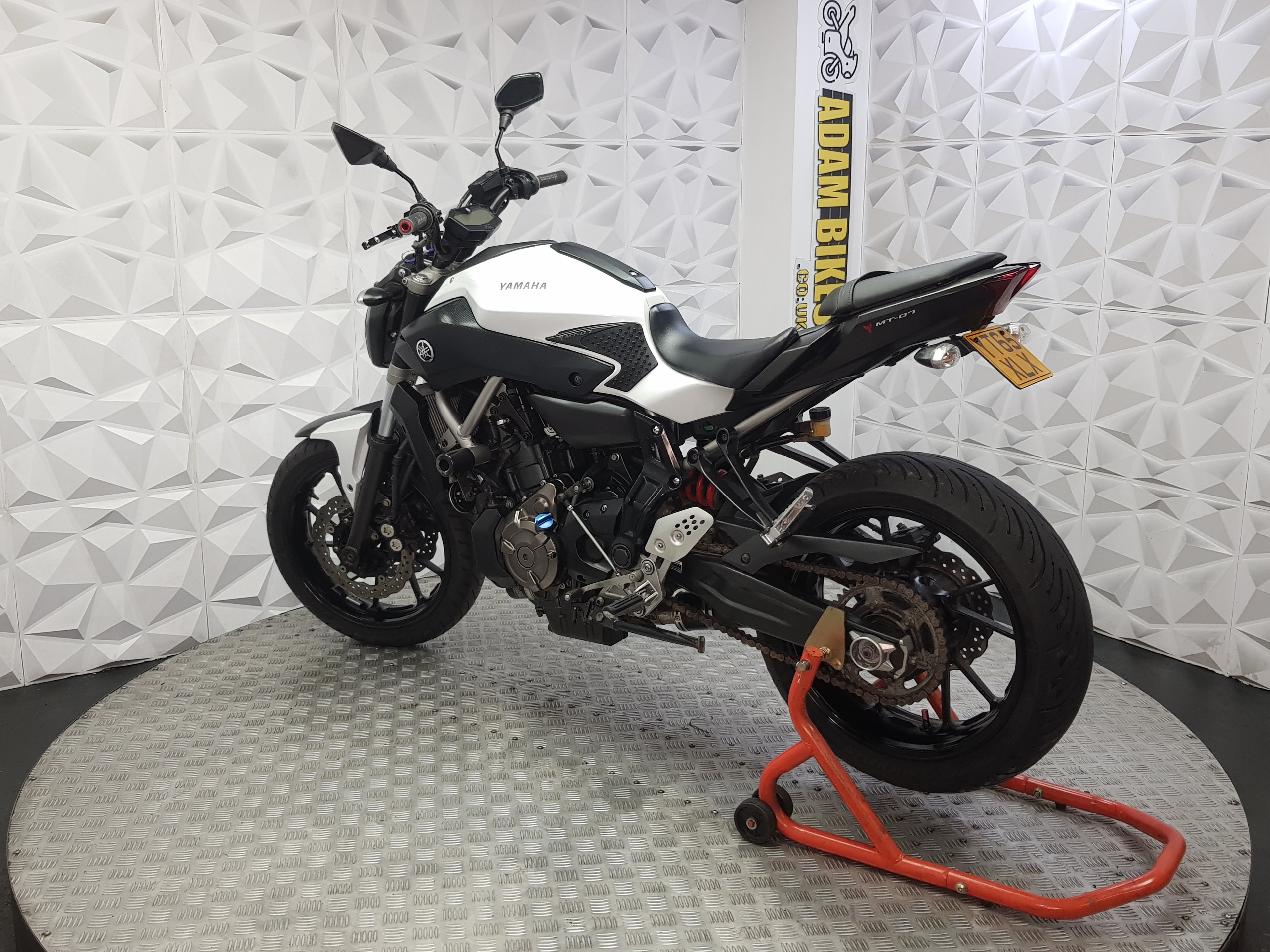 2015 YAMAHA MT07