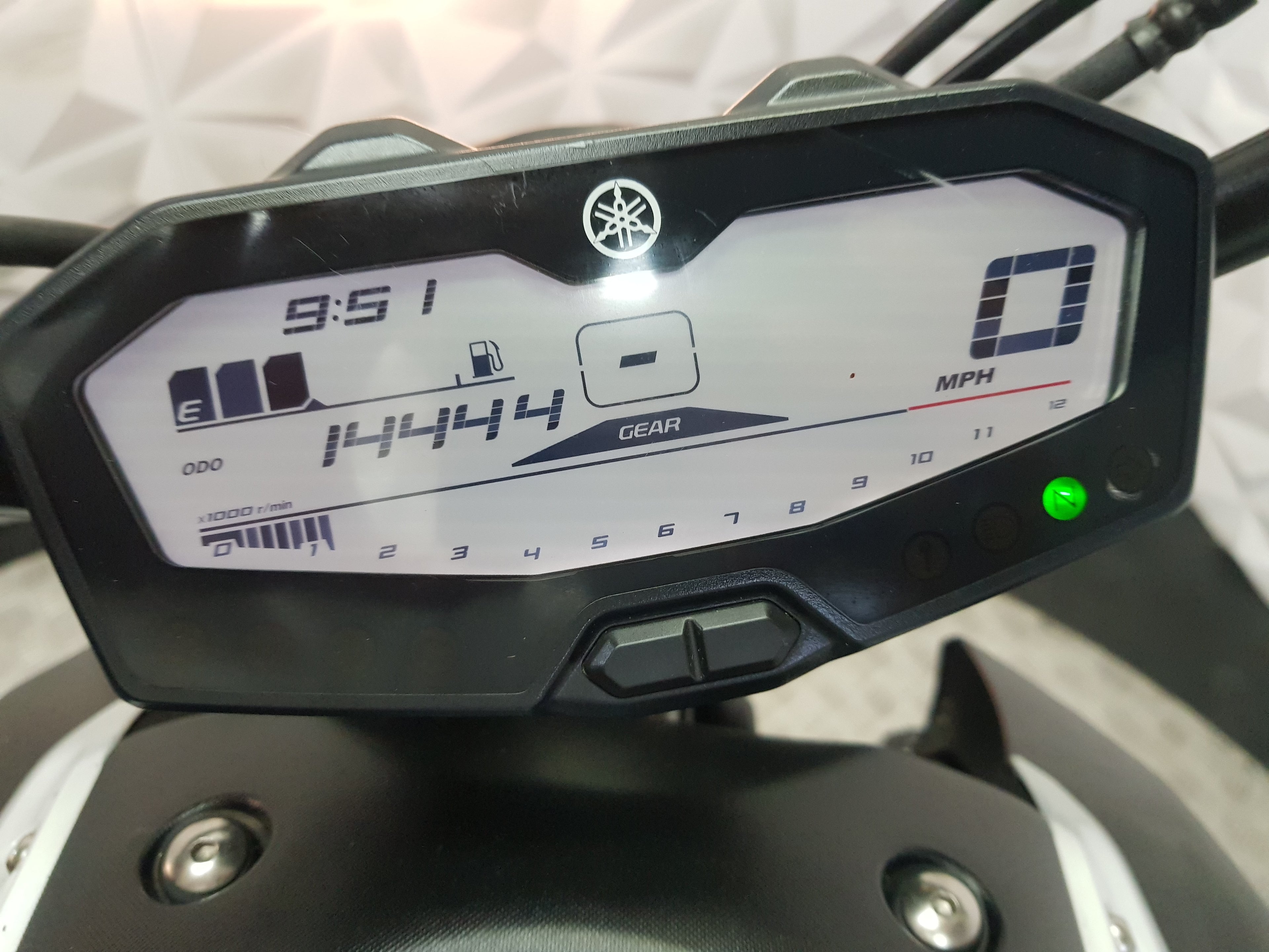 2015 YAMAHA MT07