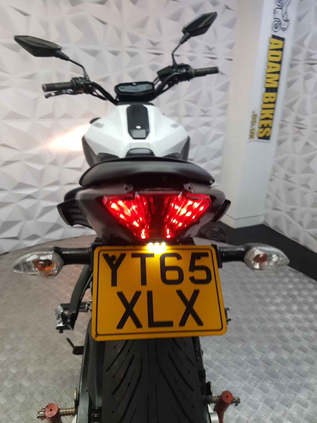 2015 YAMAHA MT07