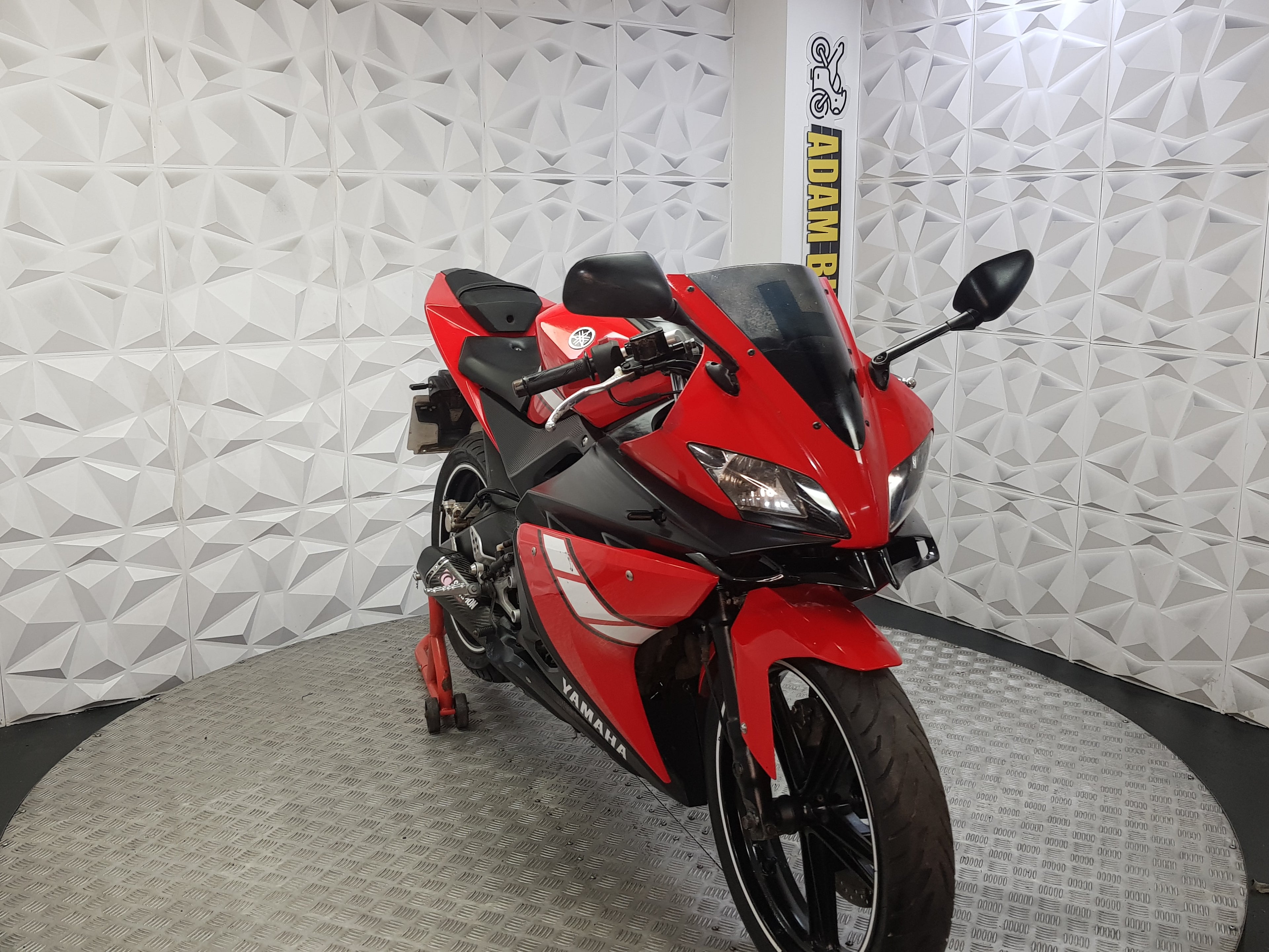 2009 YAMAHA YZF R 125