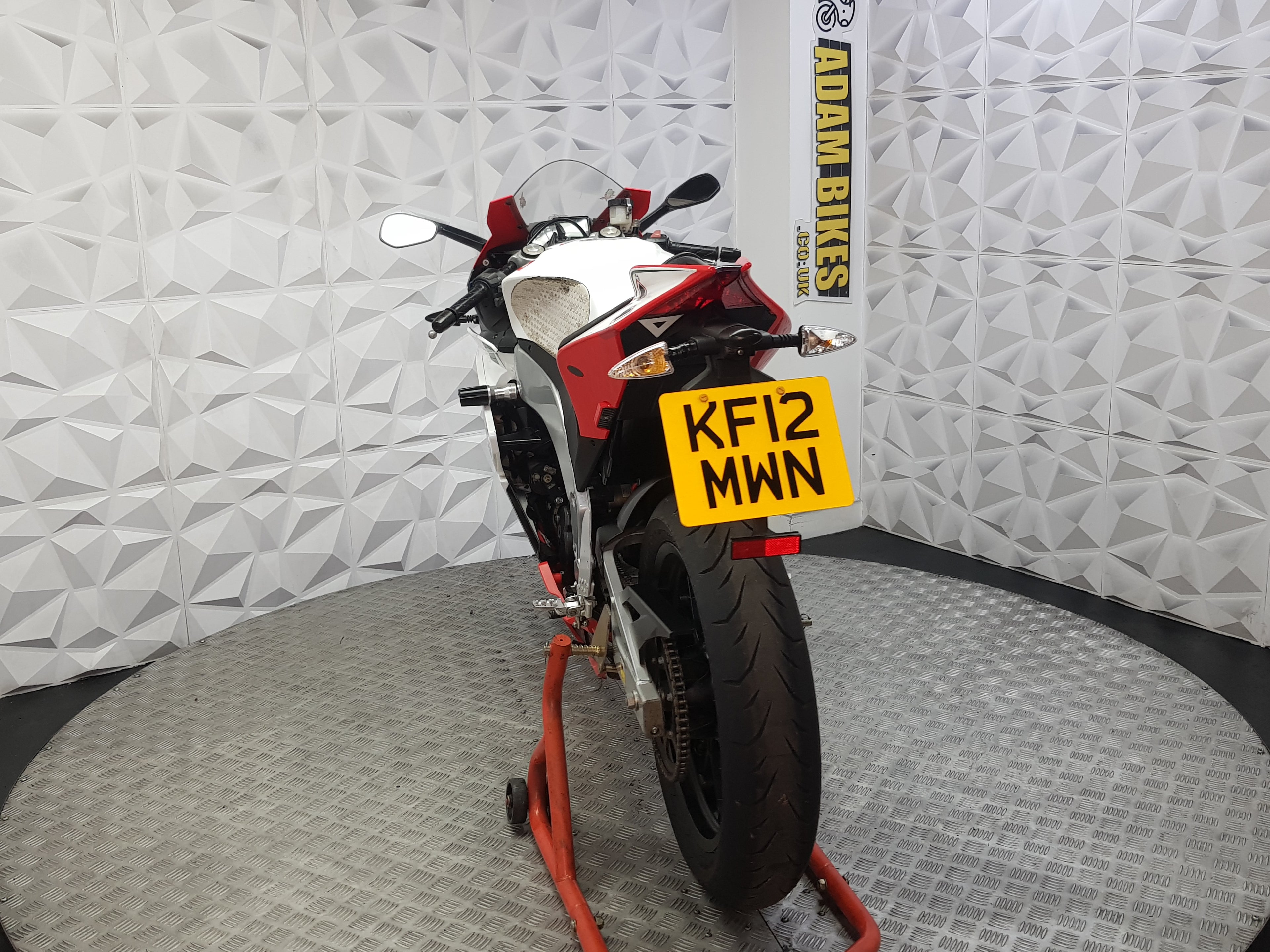 2012 APRILIA RS4 125