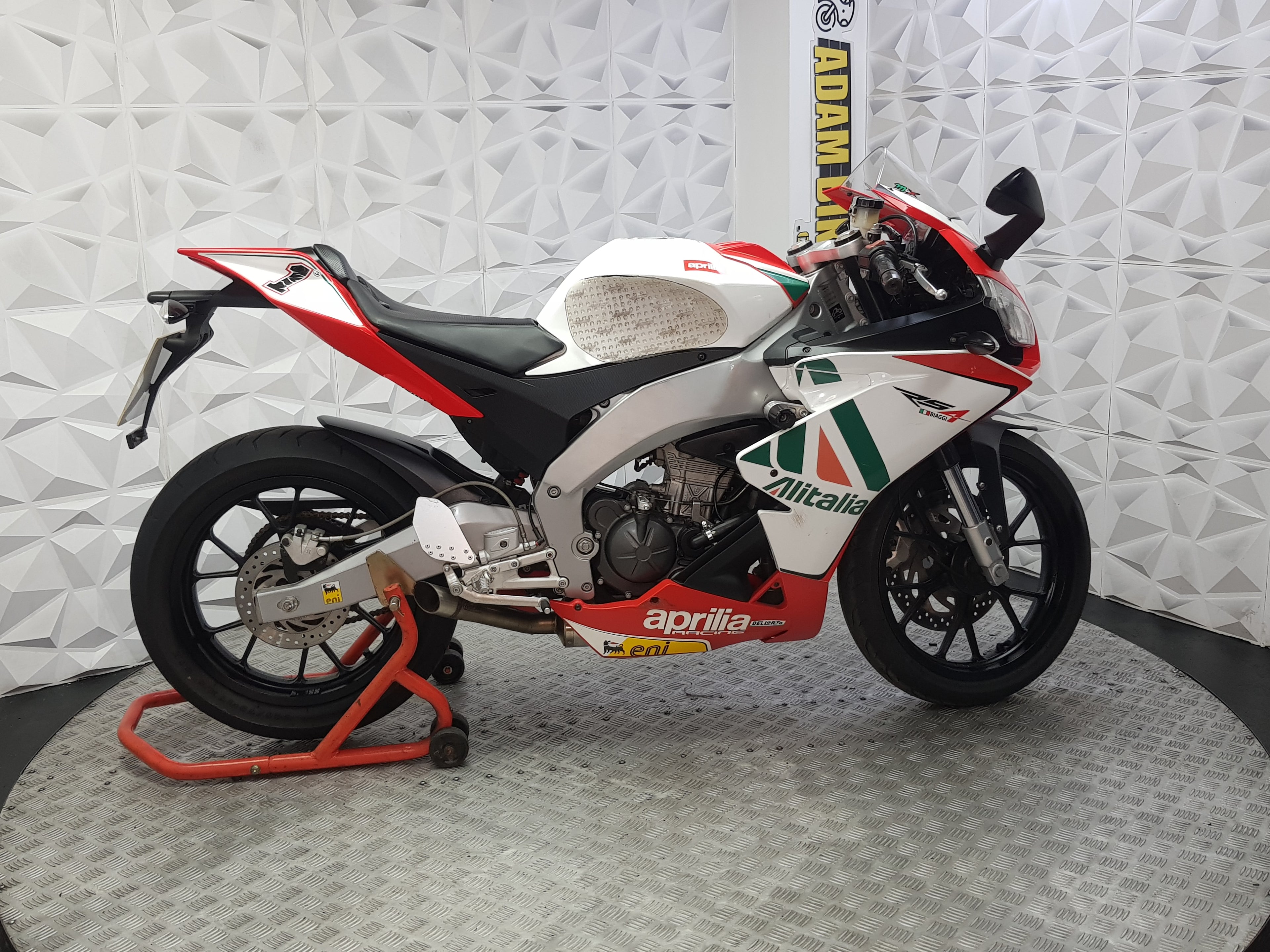2012 APRILIA RS4 125