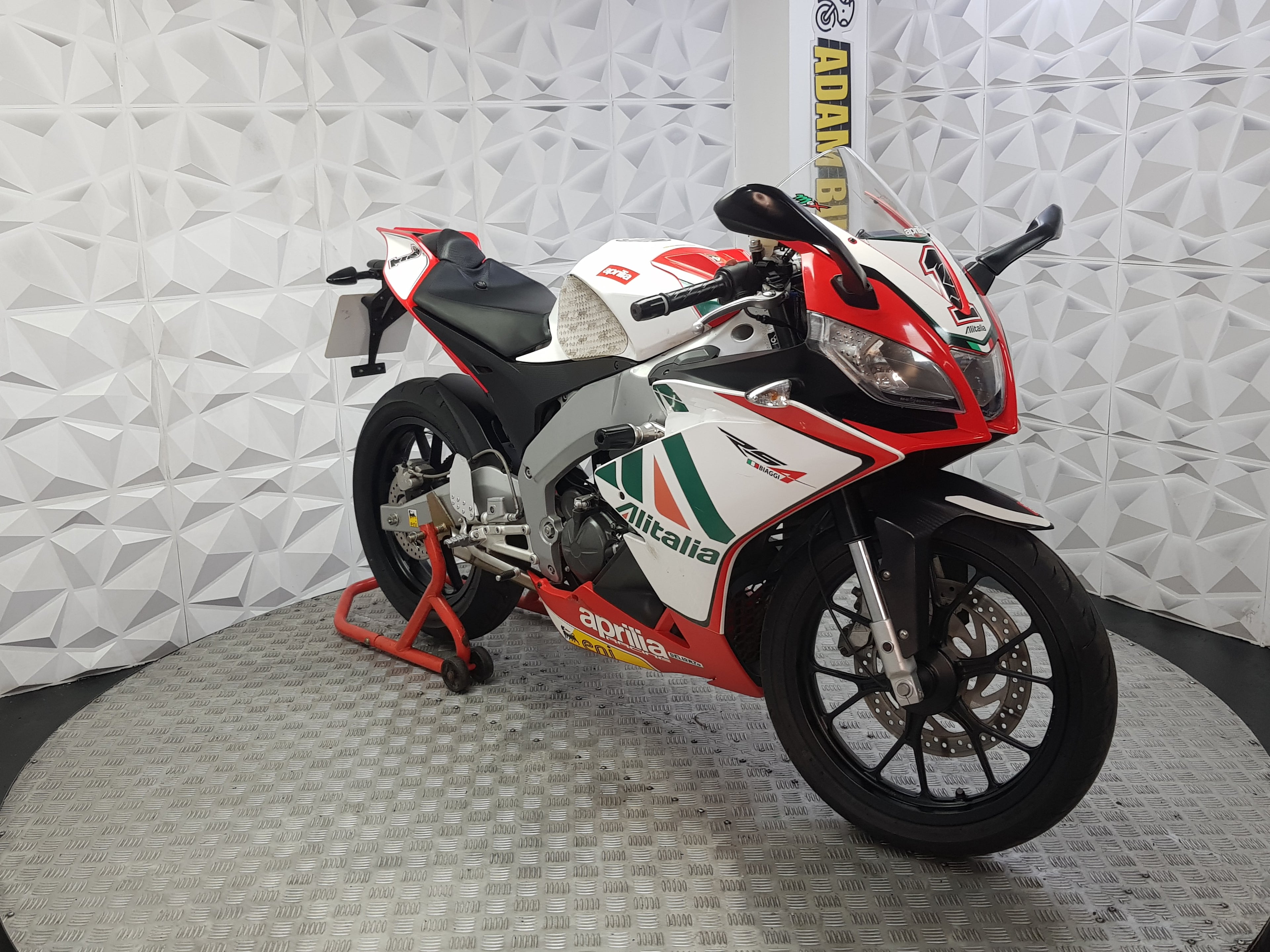 2012 APRILIA RS4 125