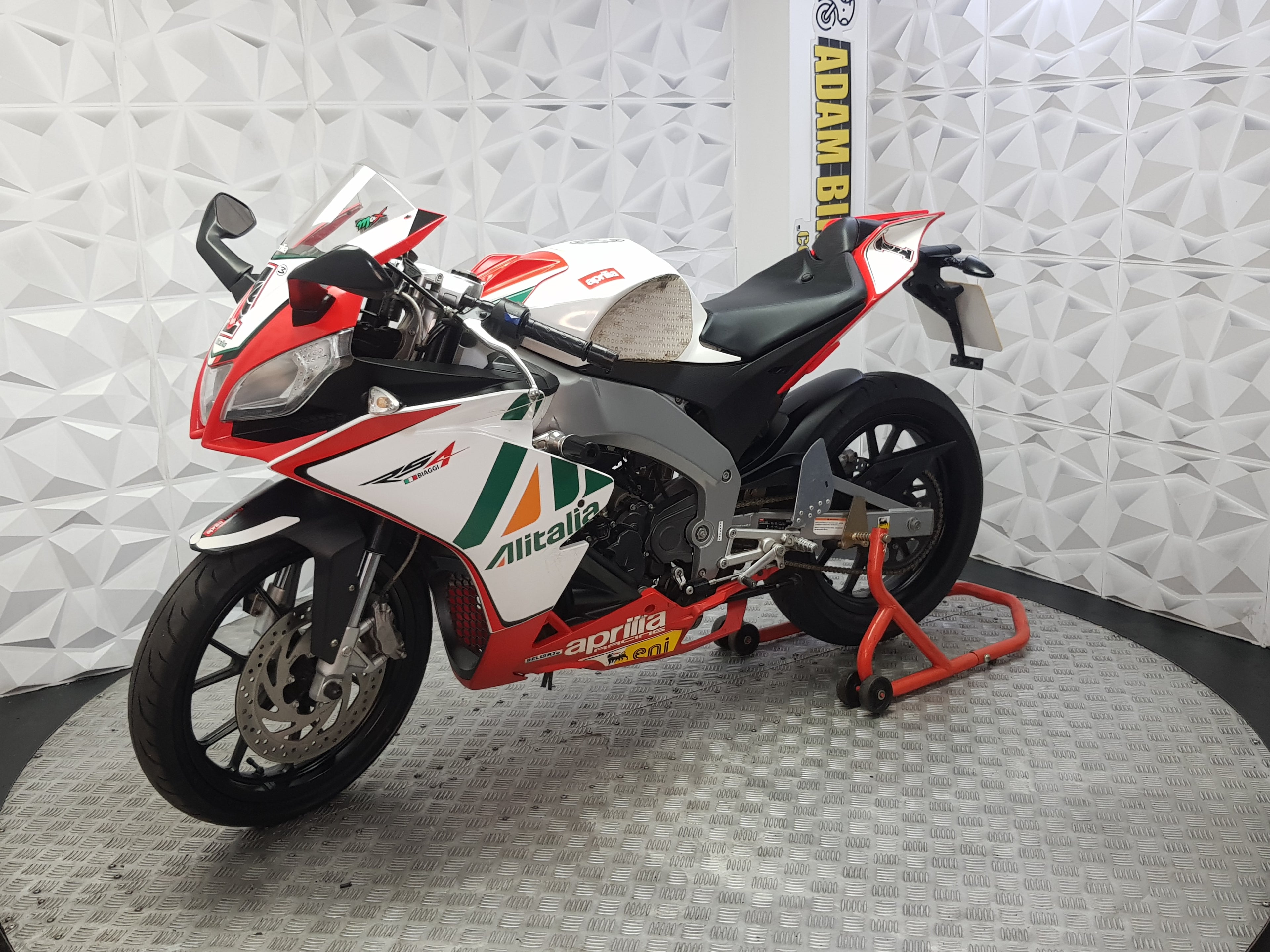 2012 APRILIA RS4 125